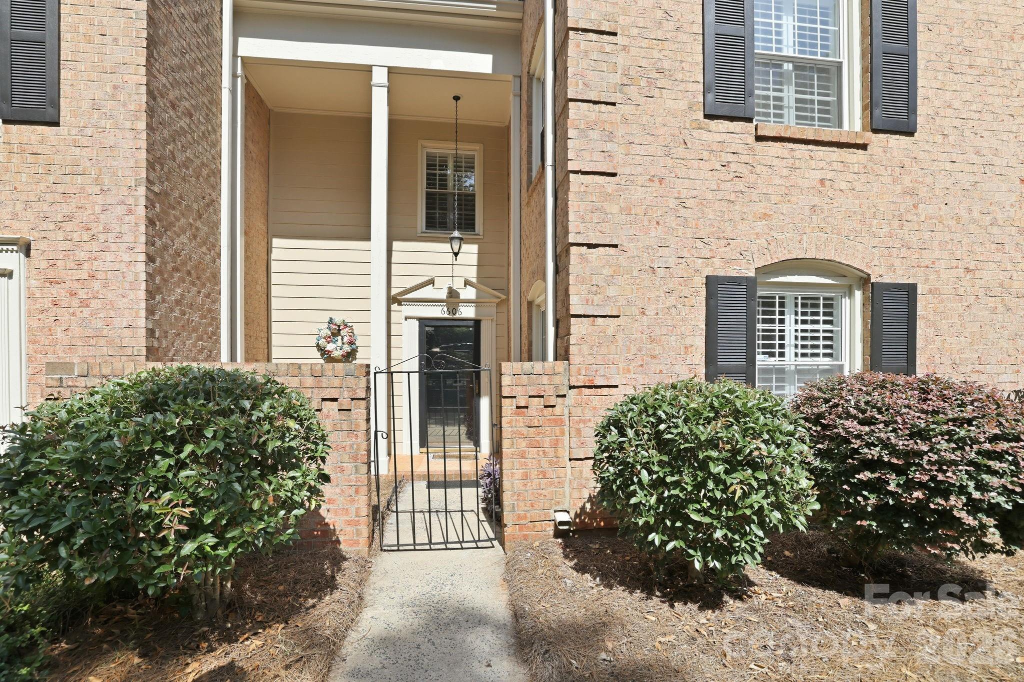 6606 Bunker Hill Circle — Charlotte