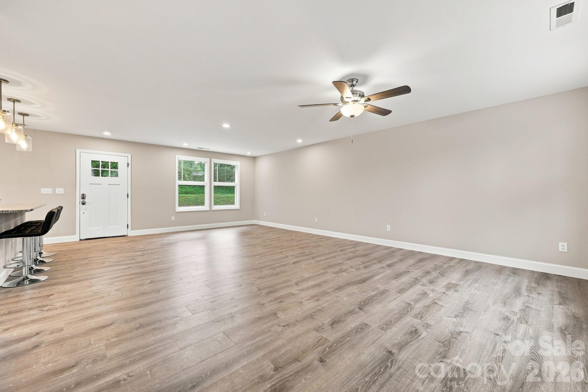 7 Greenridge Road — Weaverville