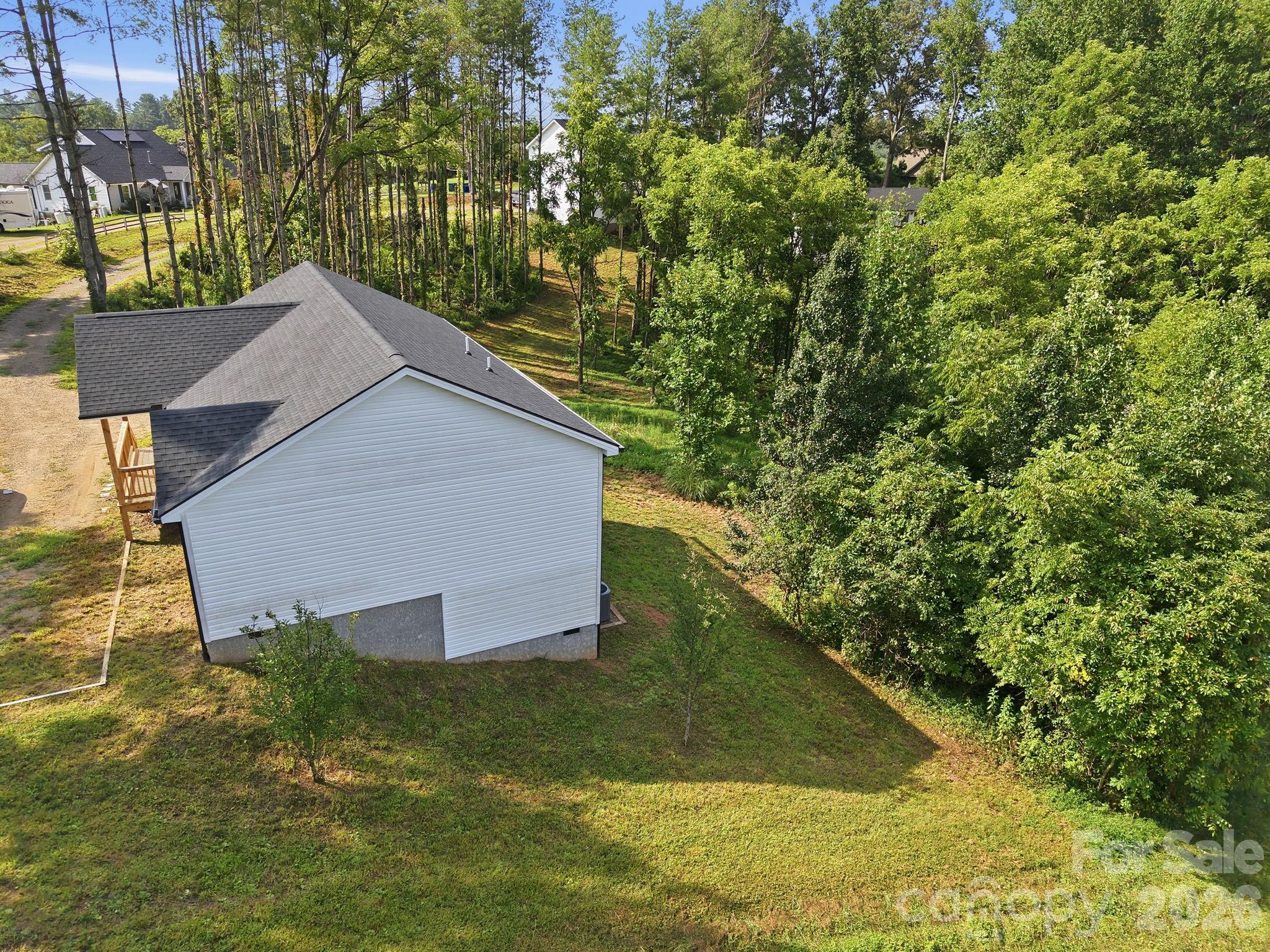 7 Greenridge Road — Weaverville