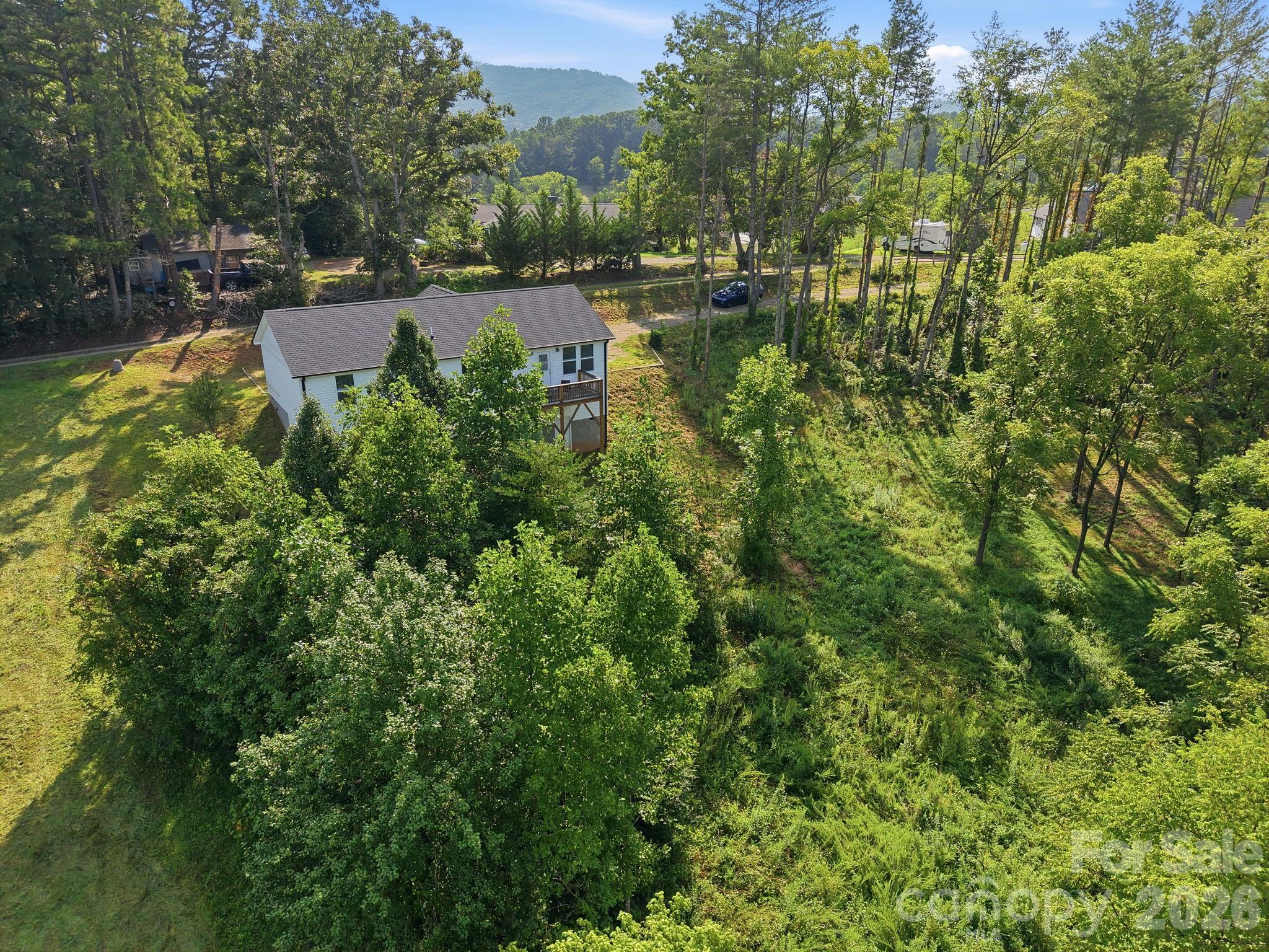 7 Greenridge Road — Weaverville