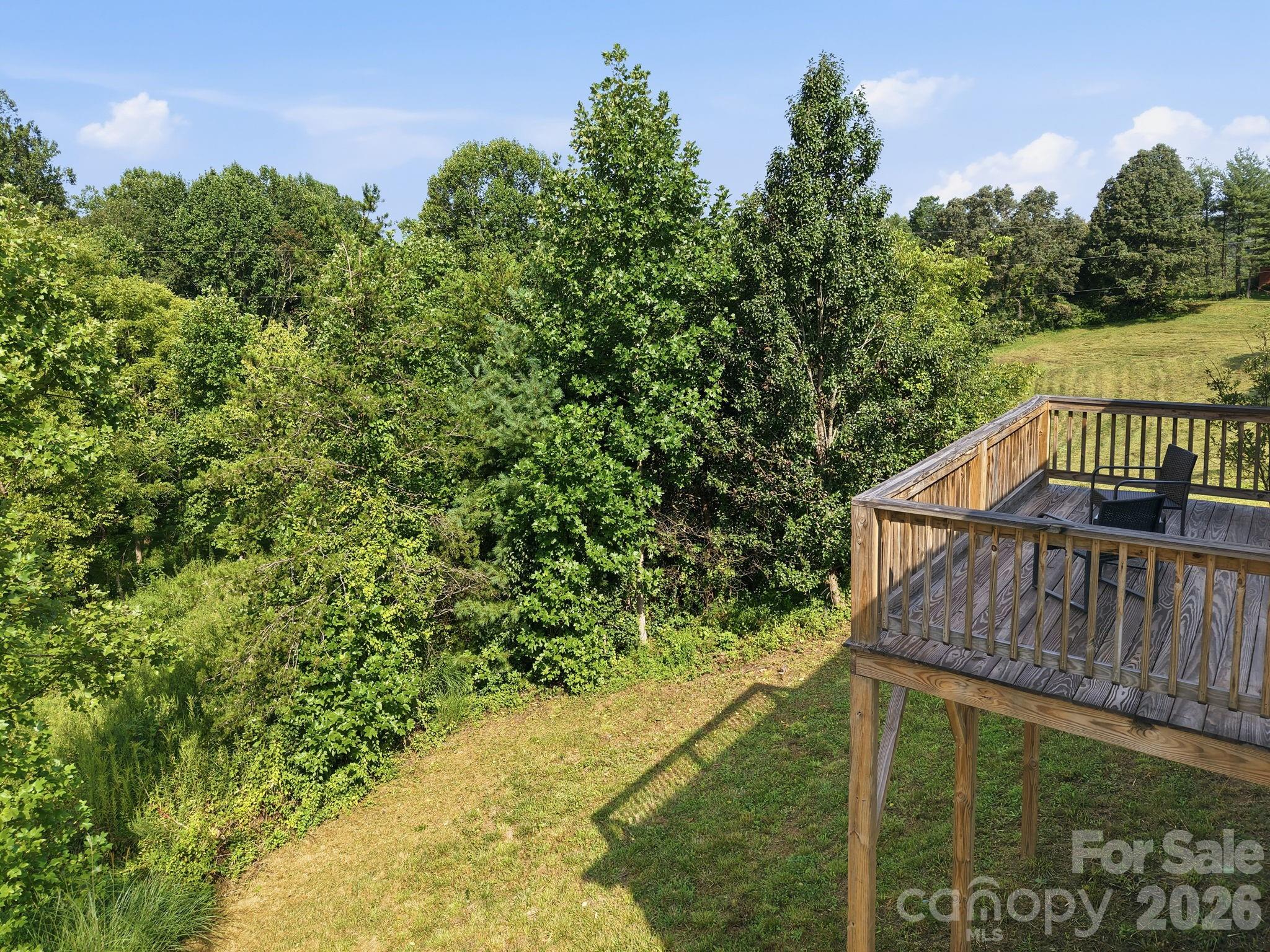 7 Greenridge Road — Weaverville