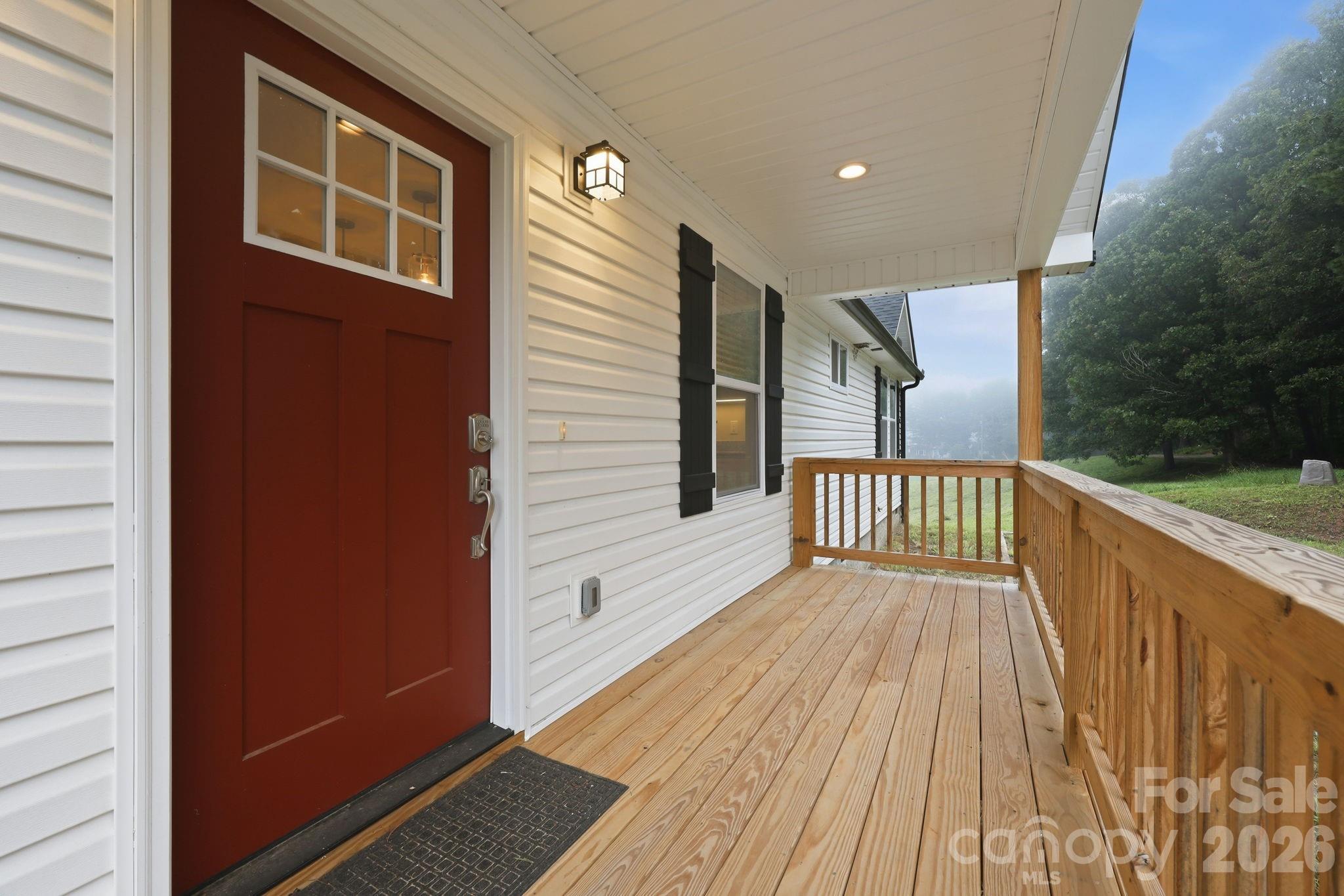 7 Greenridge Road — Weaverville