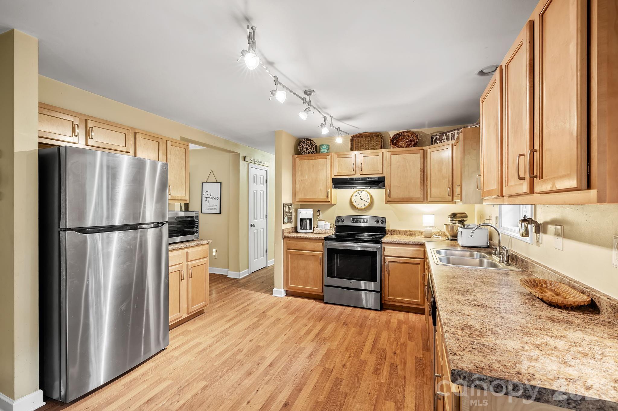 47 Fox Road — Asheville