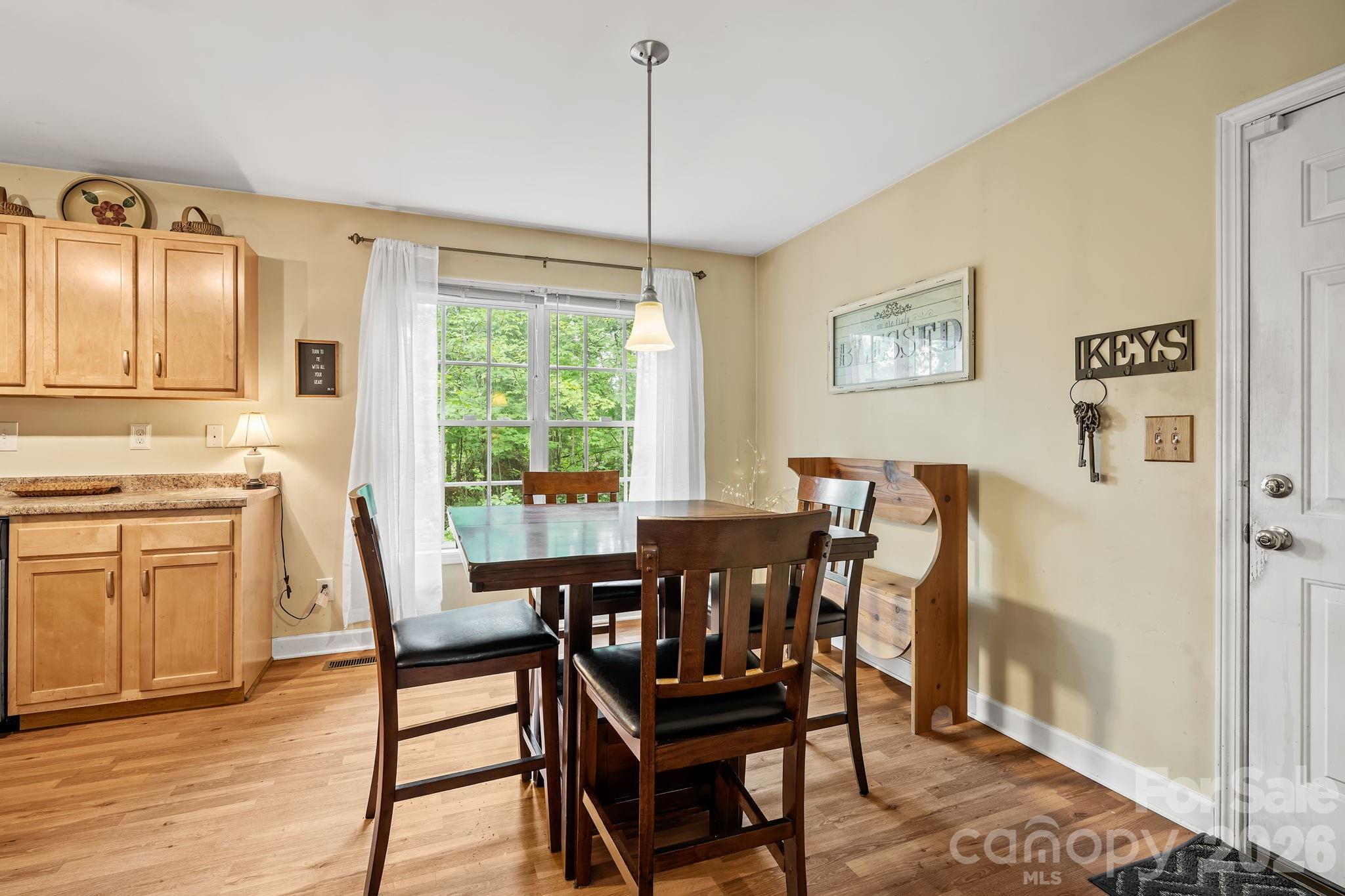 47 Fox Road — Asheville