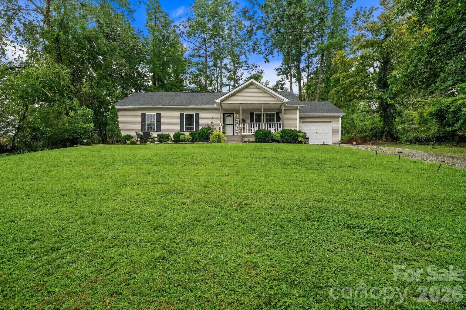 47 Fox Road — Asheville