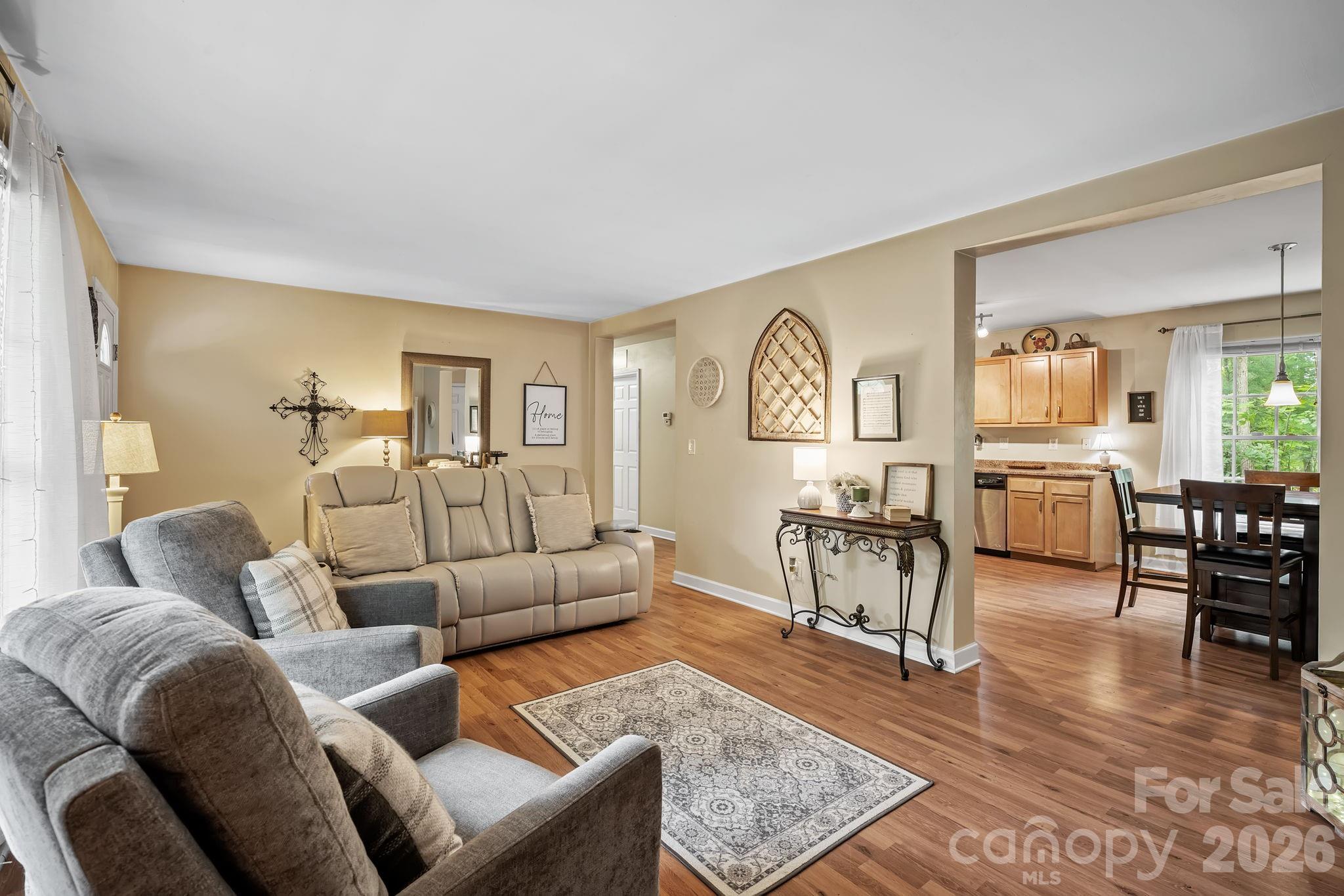 47 Fox Road — Asheville