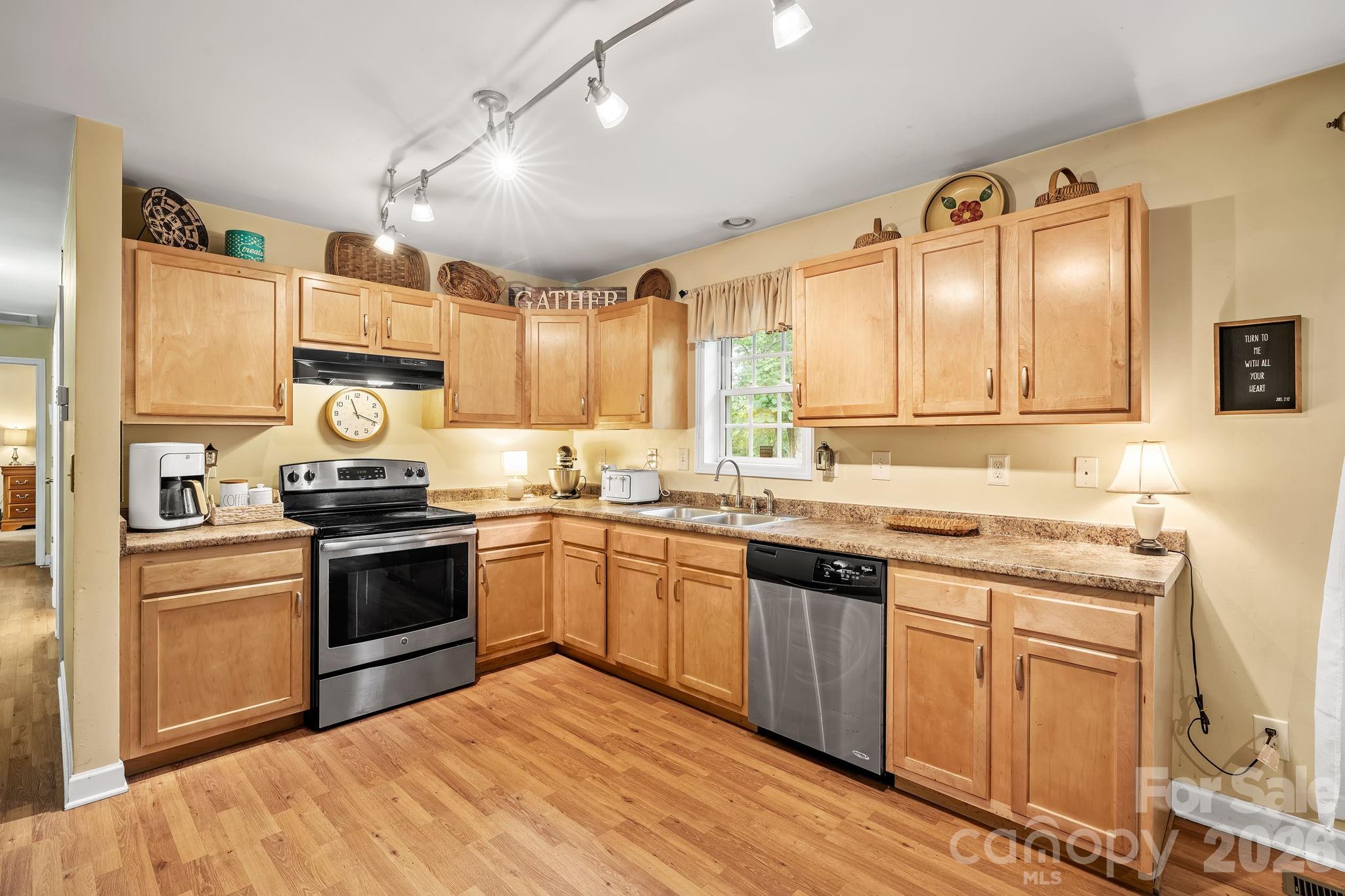 47 Fox Road — Asheville