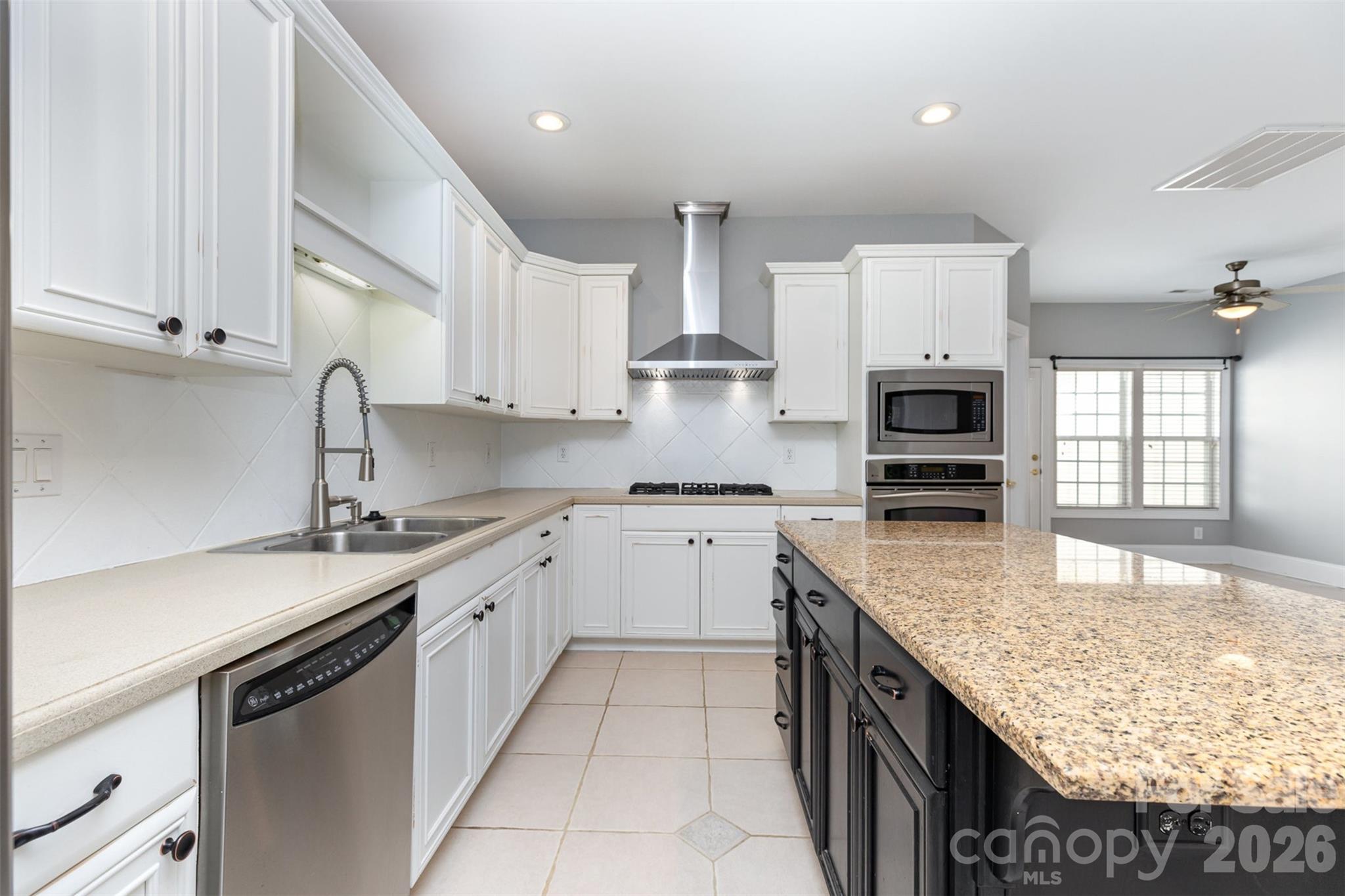 239 N Faulkner Way — Davidson