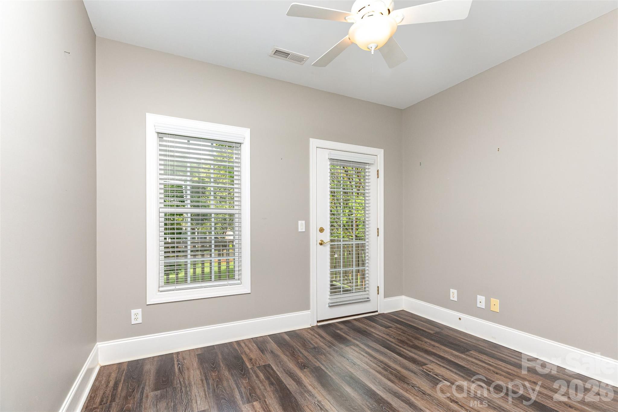 239 N Faulkner Way — Davidson