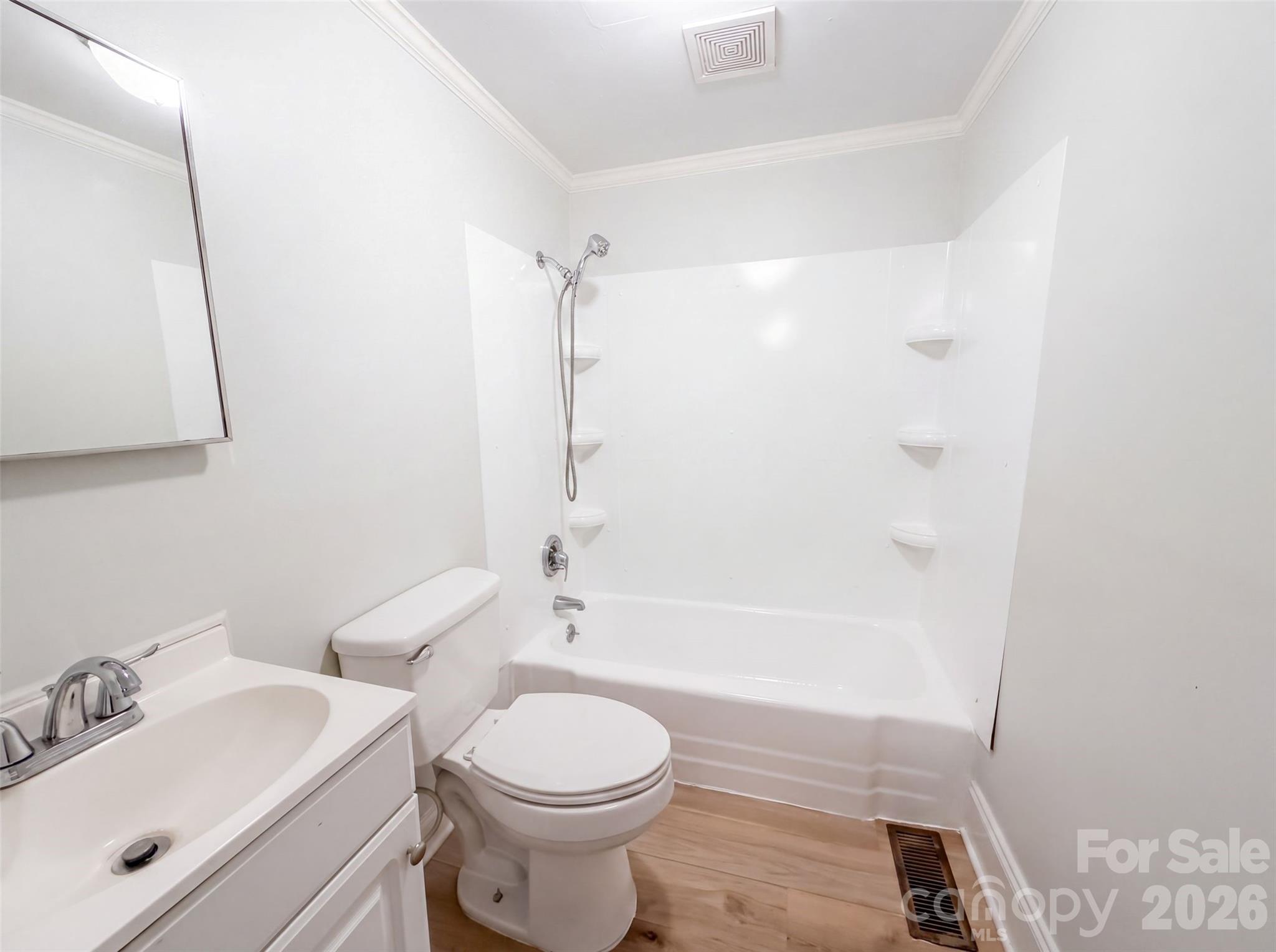 1017 White Lane — Gastonia