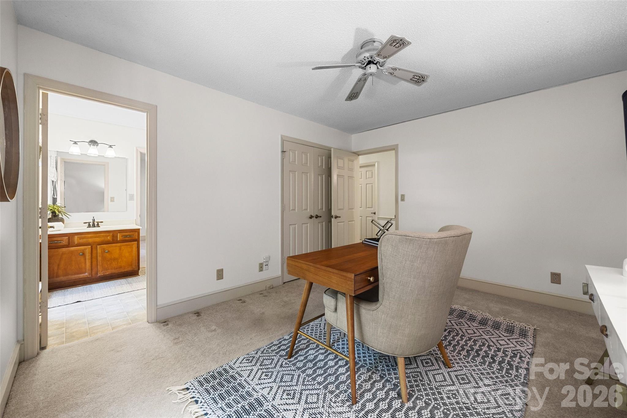 4030 Foxmoor Drive — Charlotte