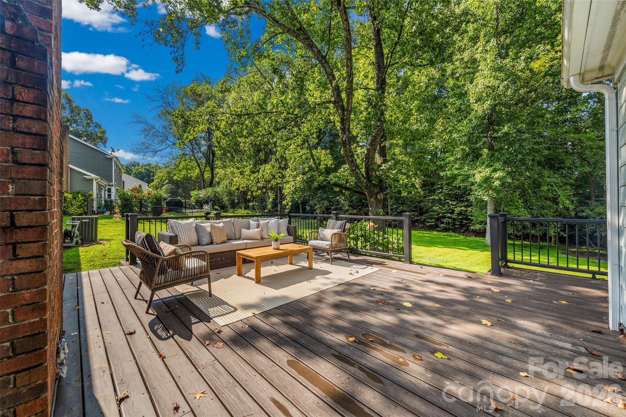 4030 Foxmoor Drive — Charlotte