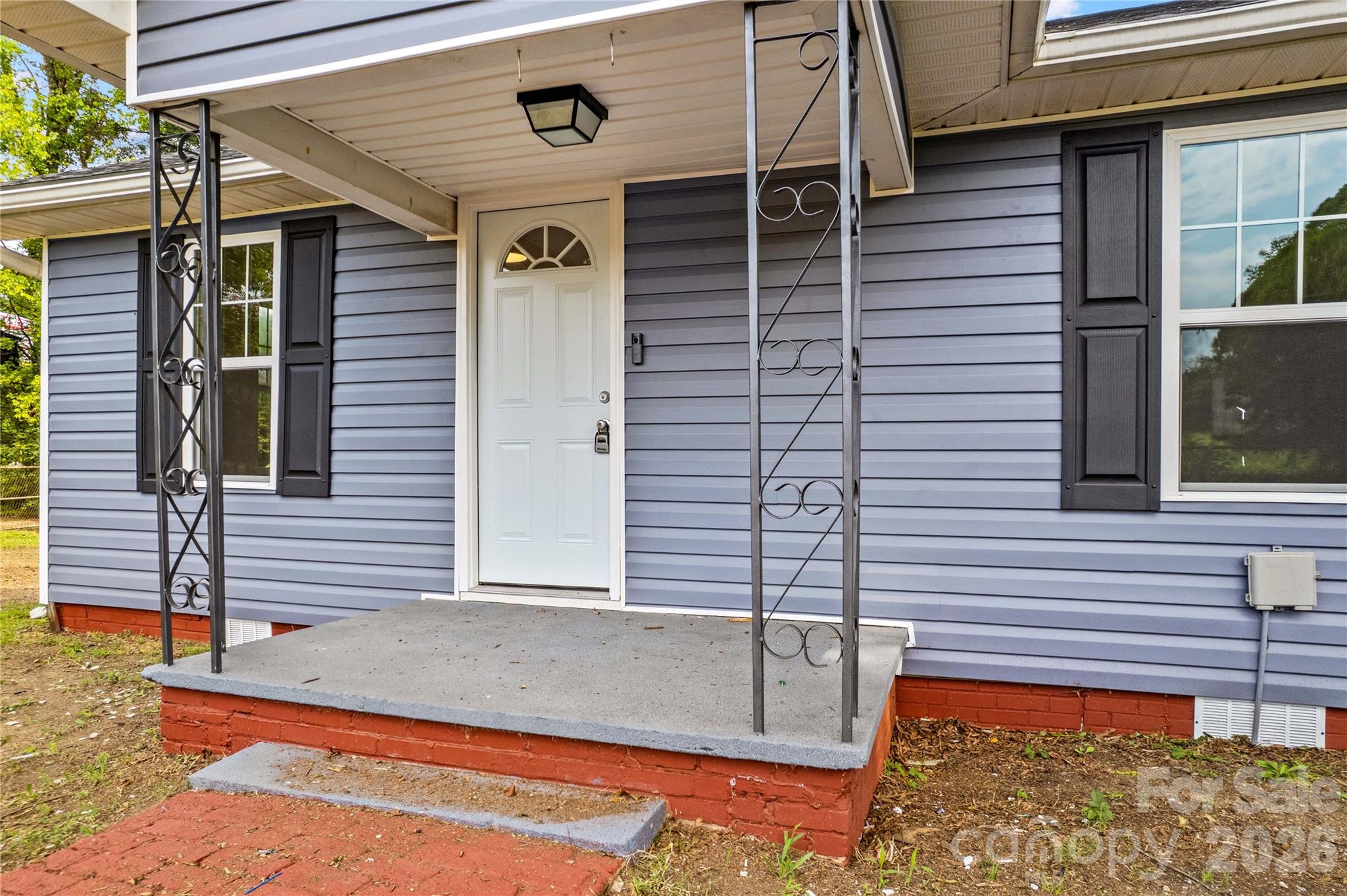 715 N Central Avenue — Landis