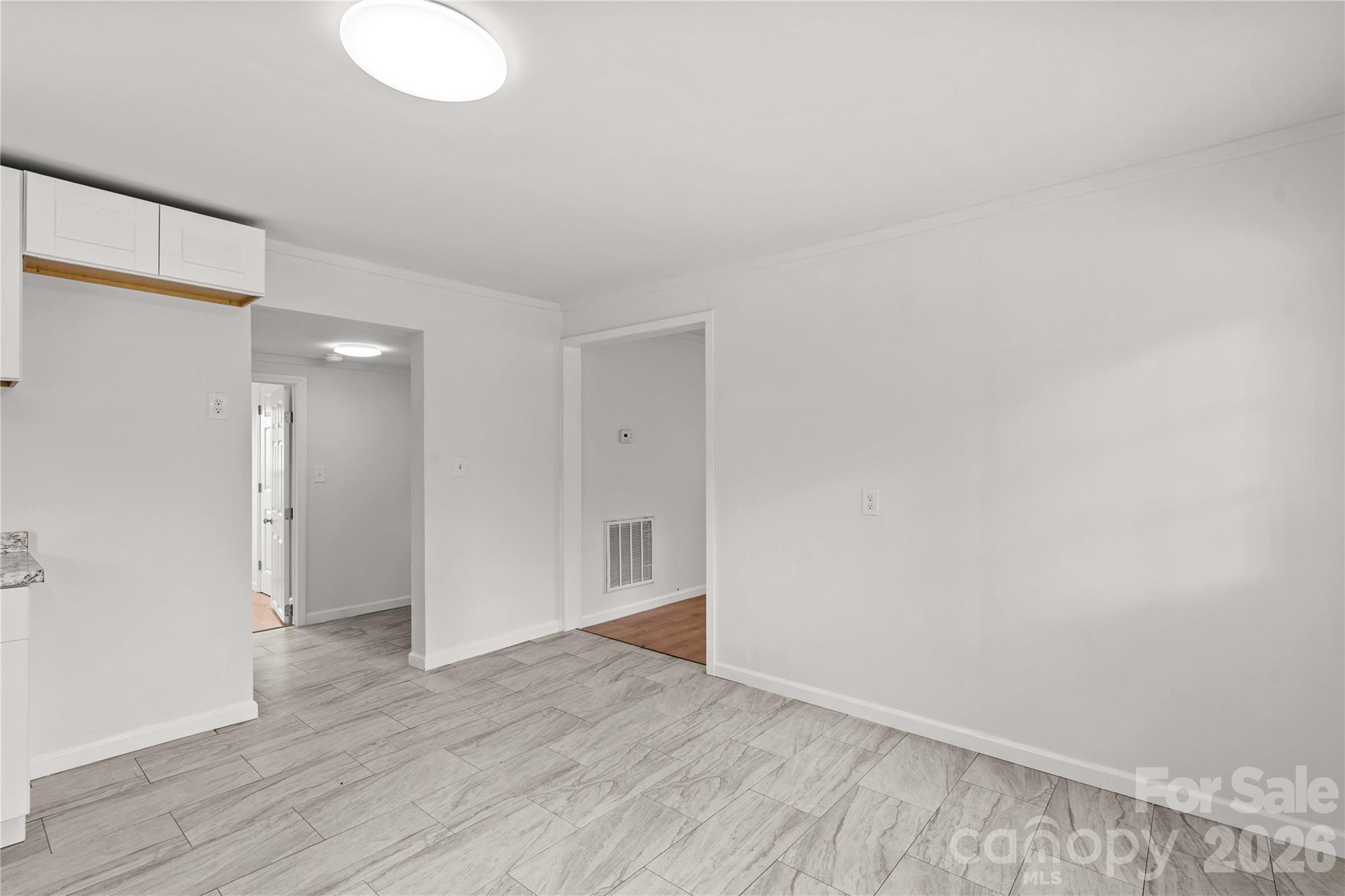 715 N Central Avenue — Landis