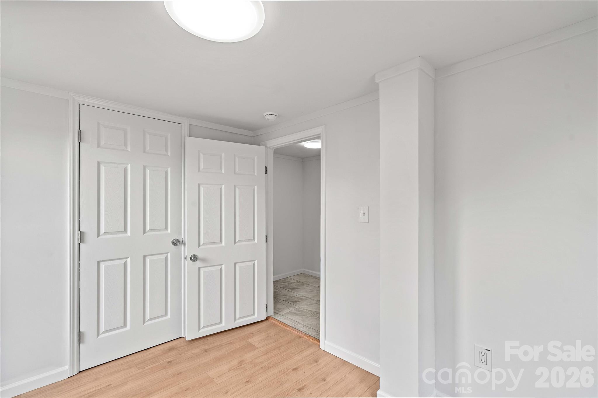 715 N Central Avenue — Landis