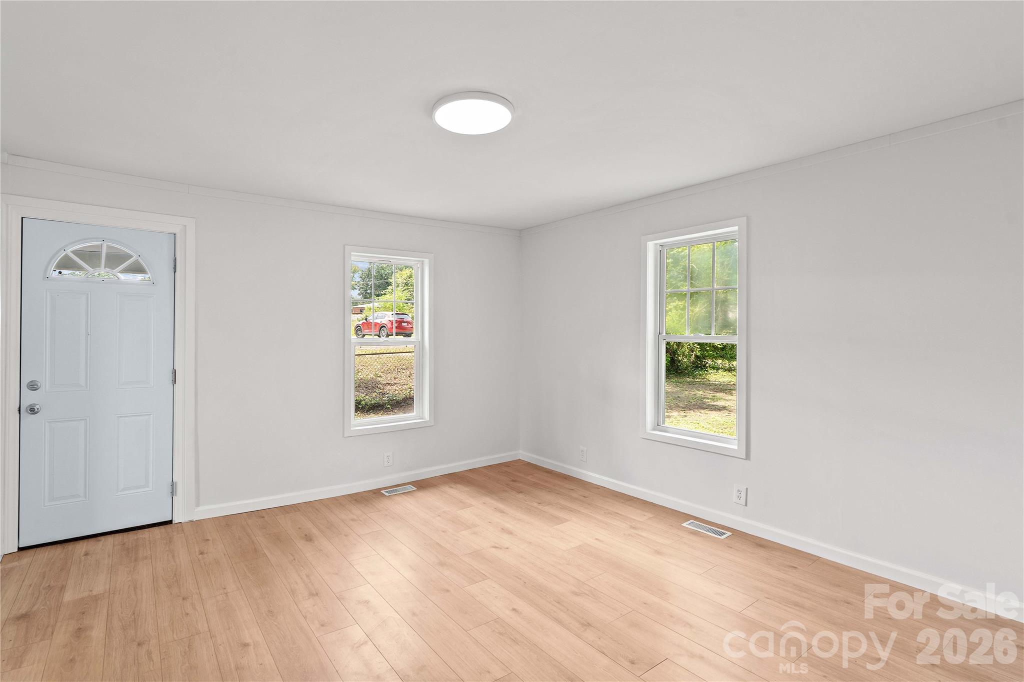 715 N Central Avenue — Landis
