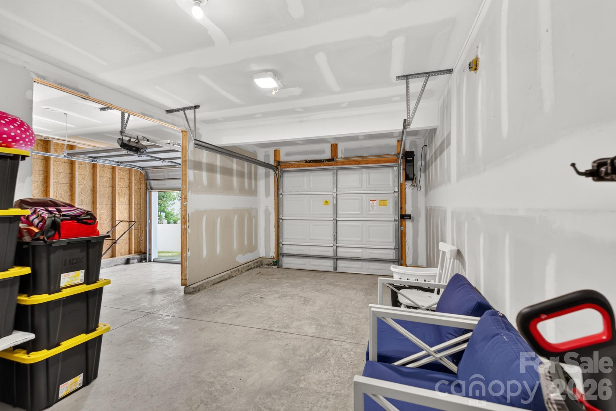 1425 Springdale Road — Lancaster
