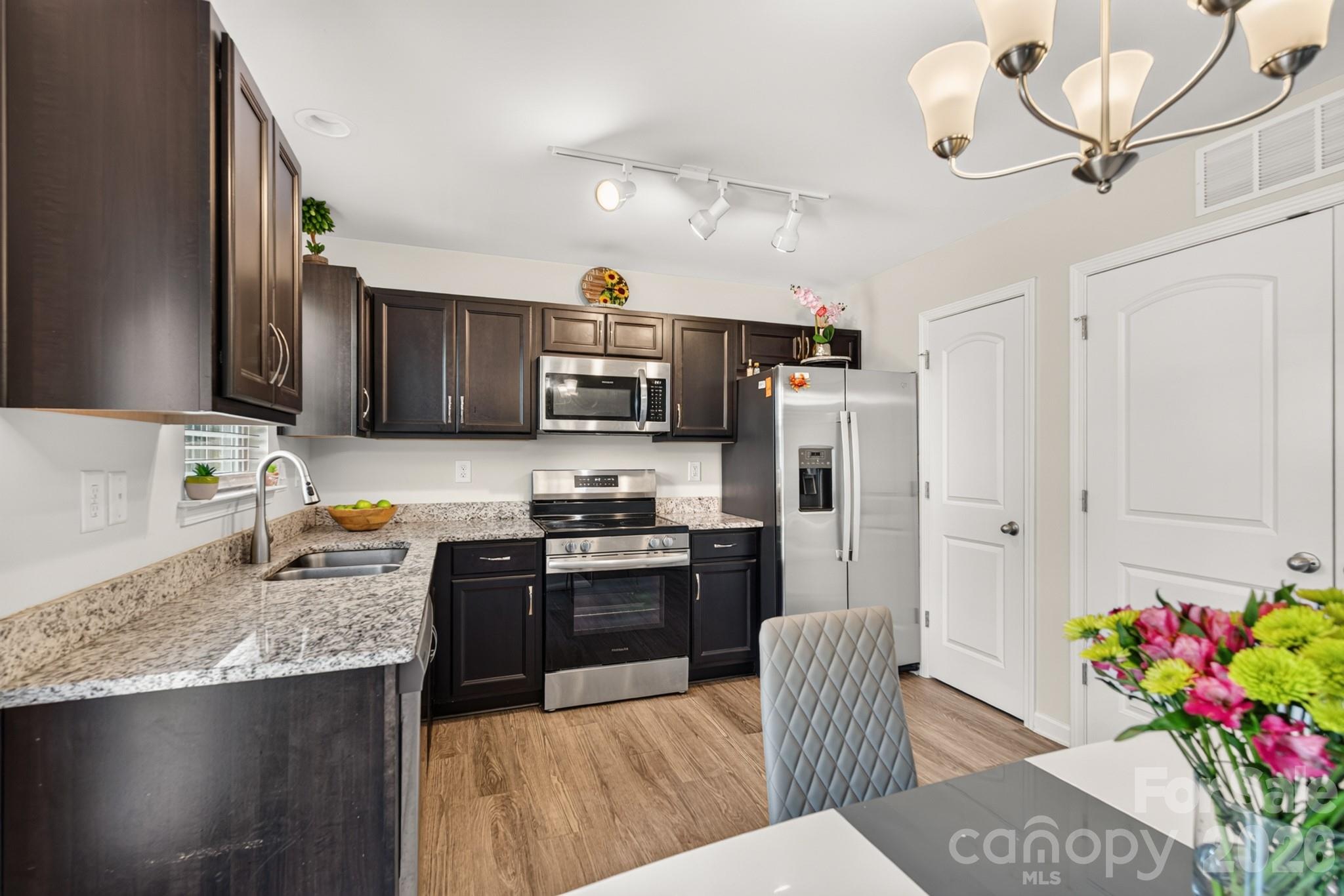 1425 Springdale Road — Lancaster