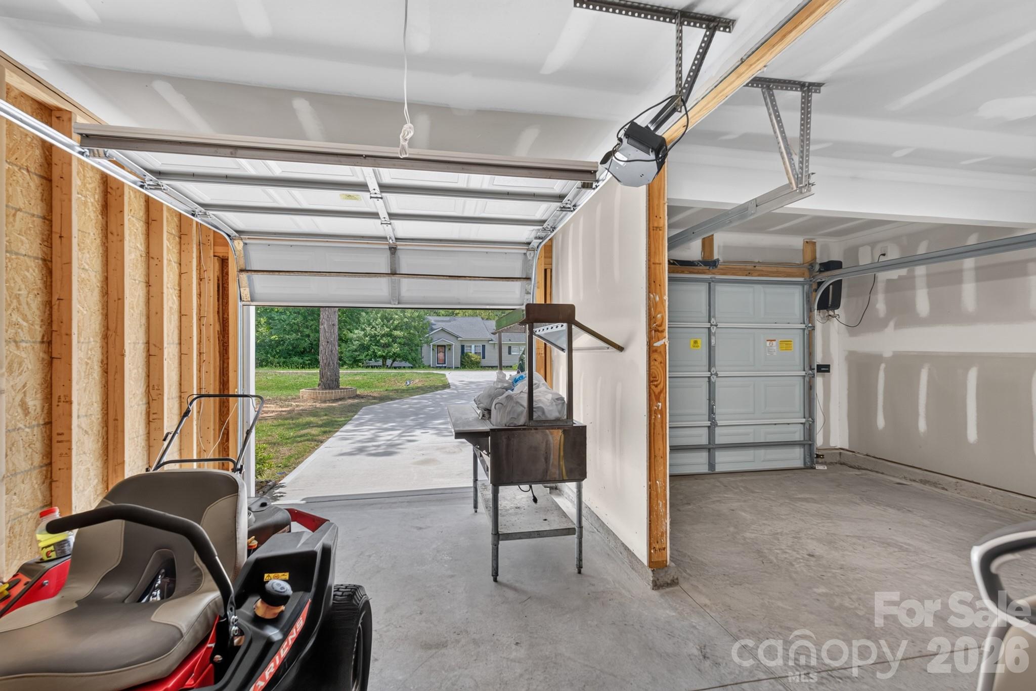 1425 Springdale Road — Lancaster