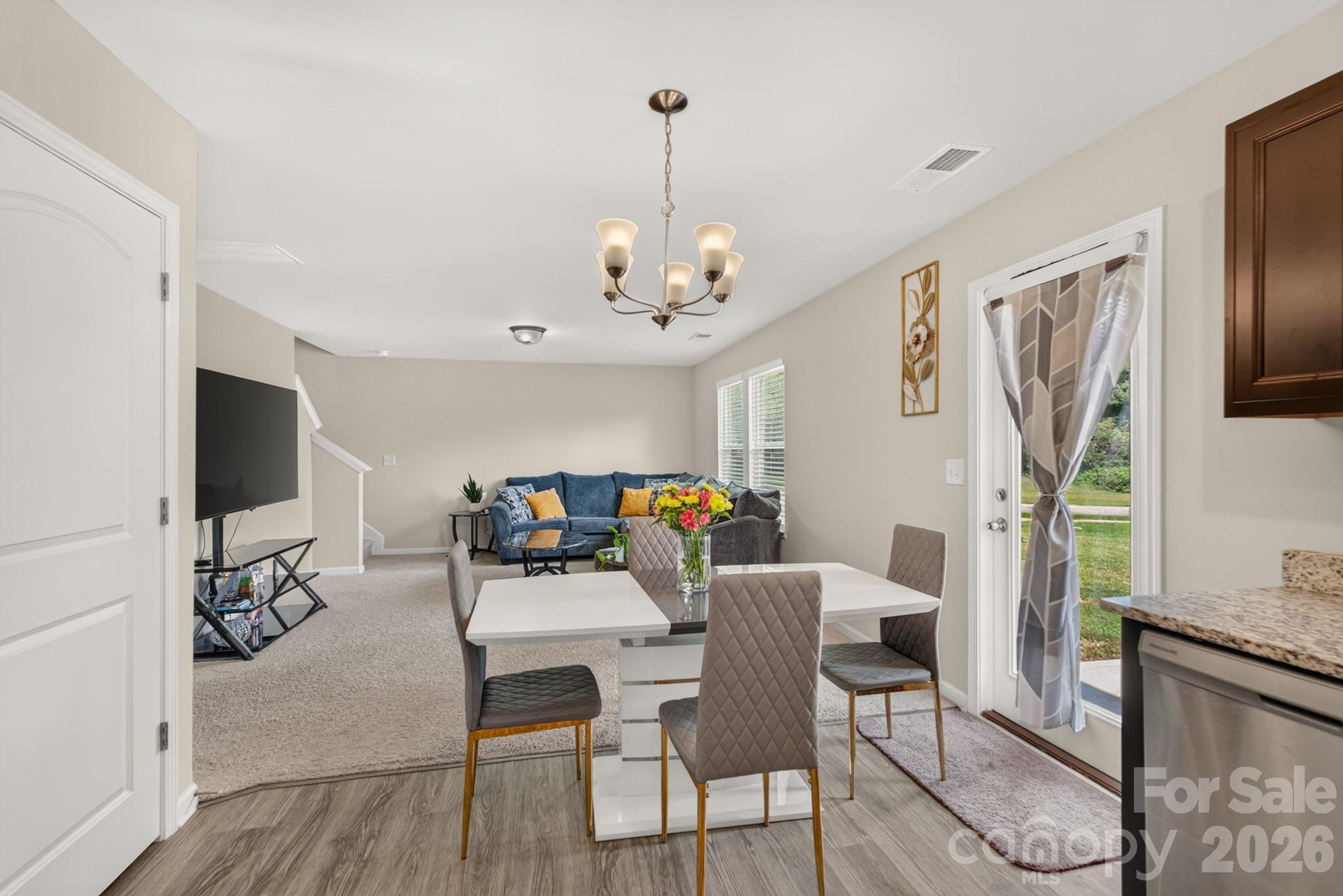 1425 Springdale Road — Lancaster