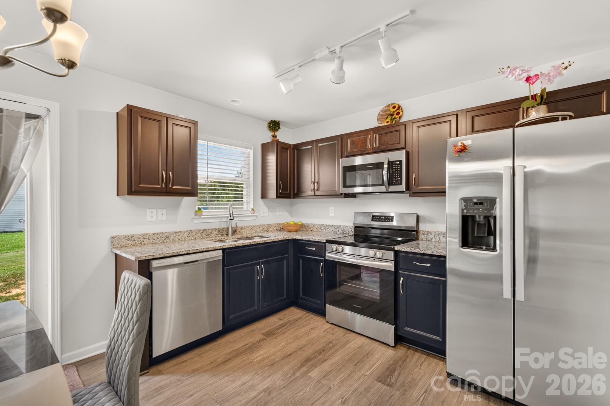 1425 Springdale Road — Lancaster