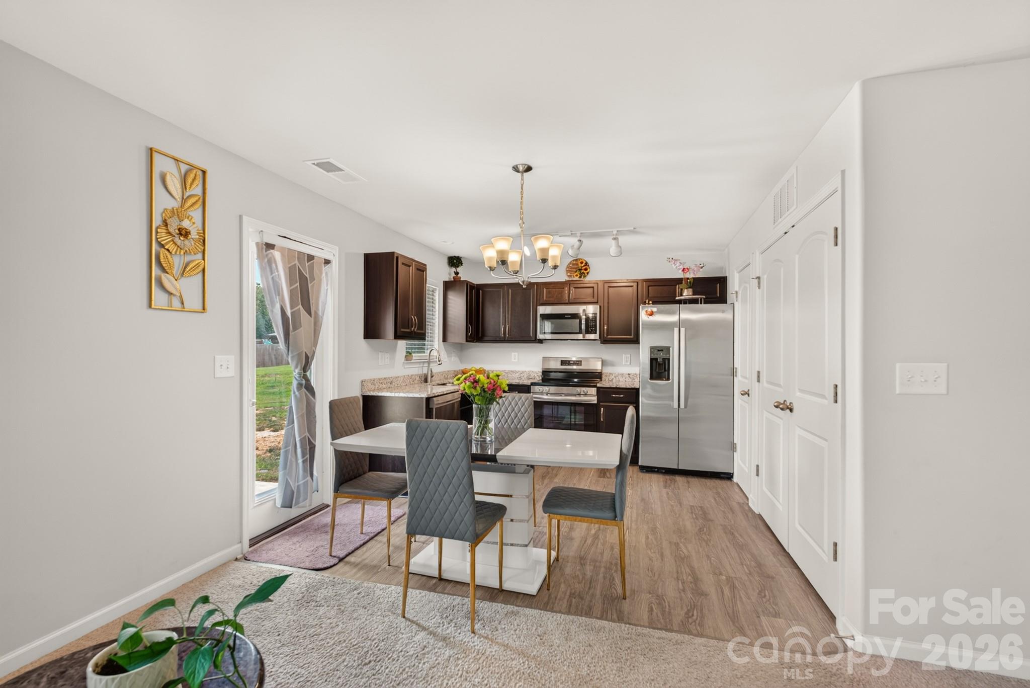 1425 Springdale Road — Lancaster