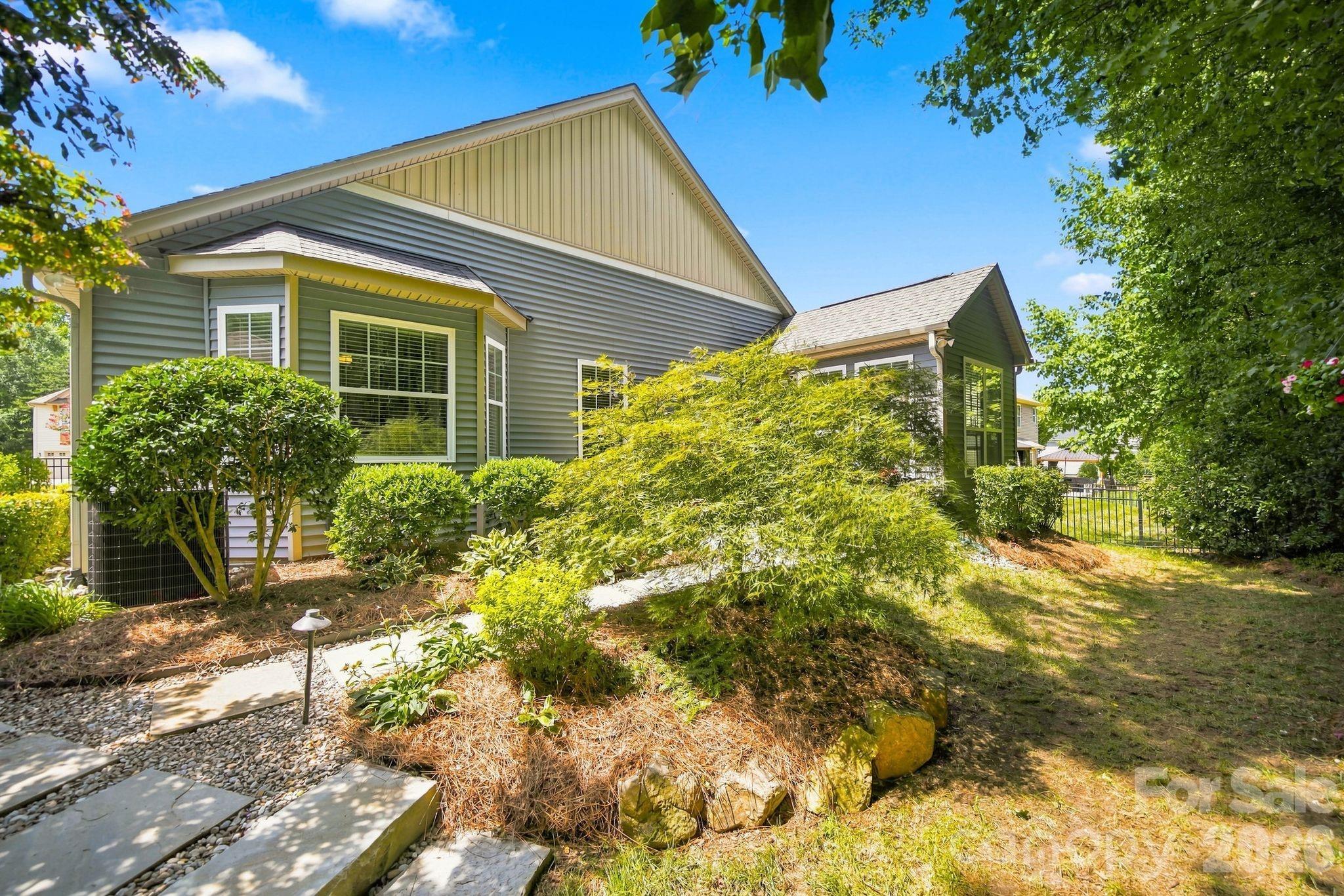 3202 Helmsley Court — Concord
