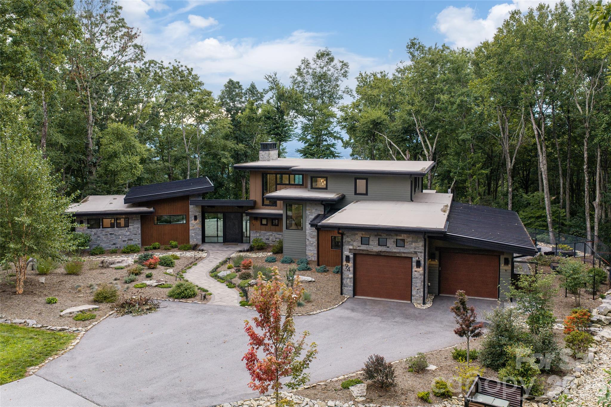 94A Laurel Ledge Way — Fletcher