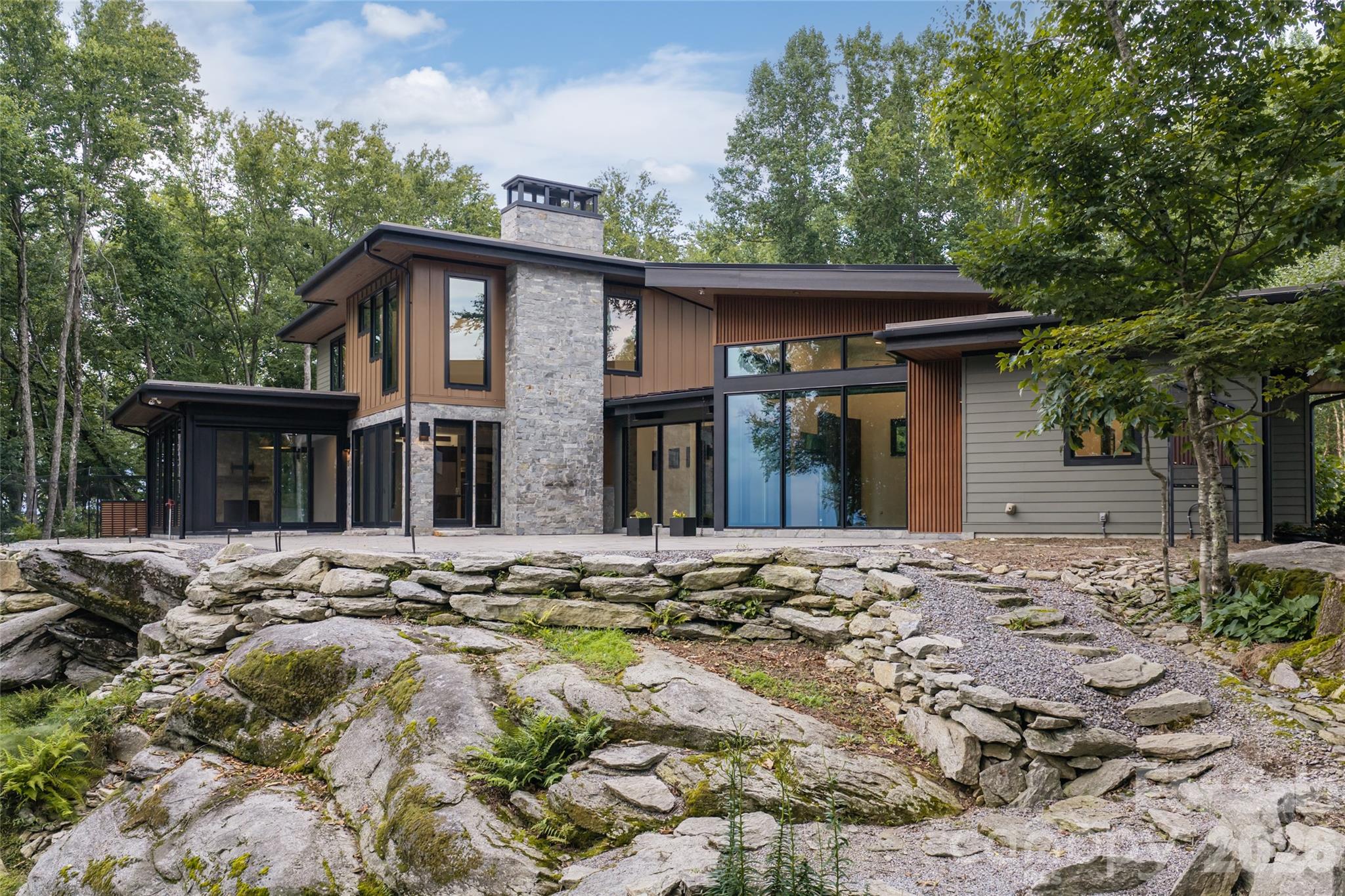 94A Laurel Ledge Way — Fletcher