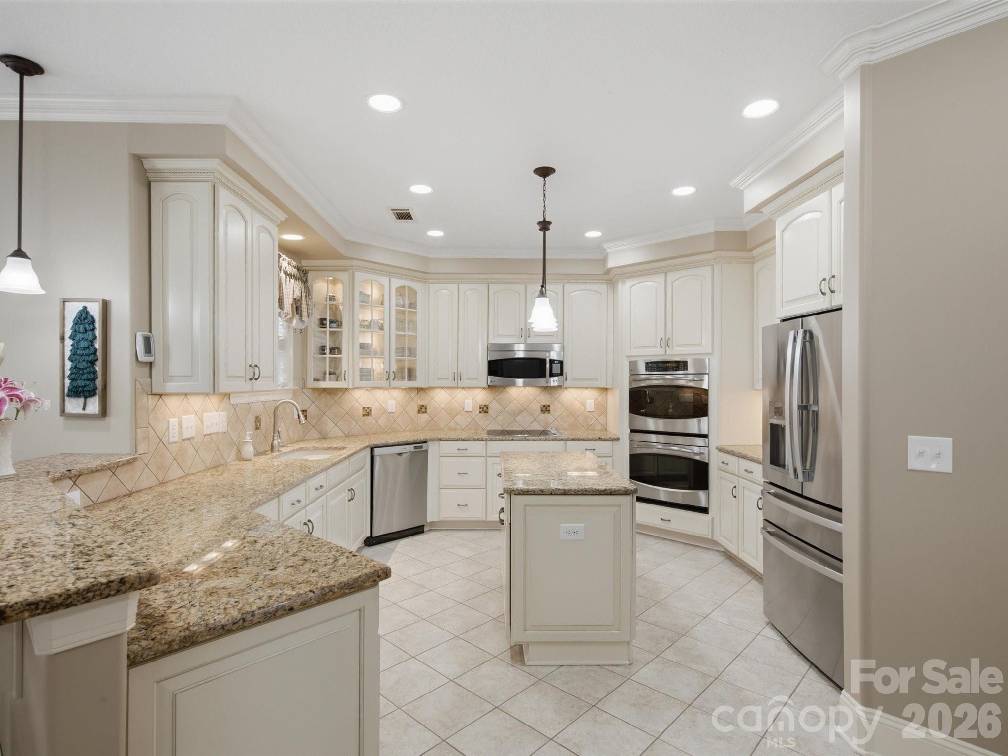 1023 Madras Court — Davidson