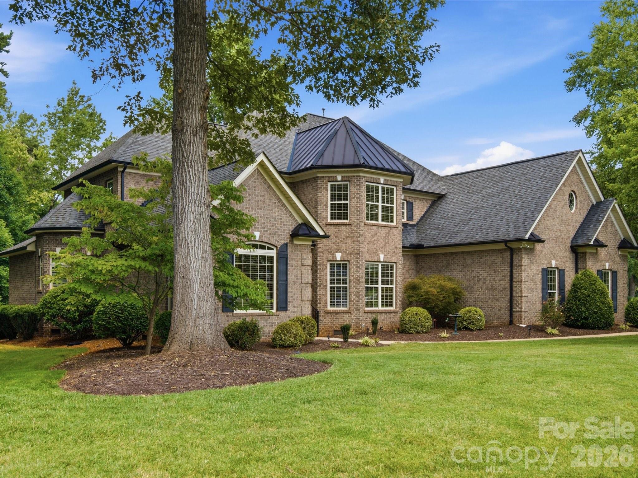 1023 Madras Court — Davidson