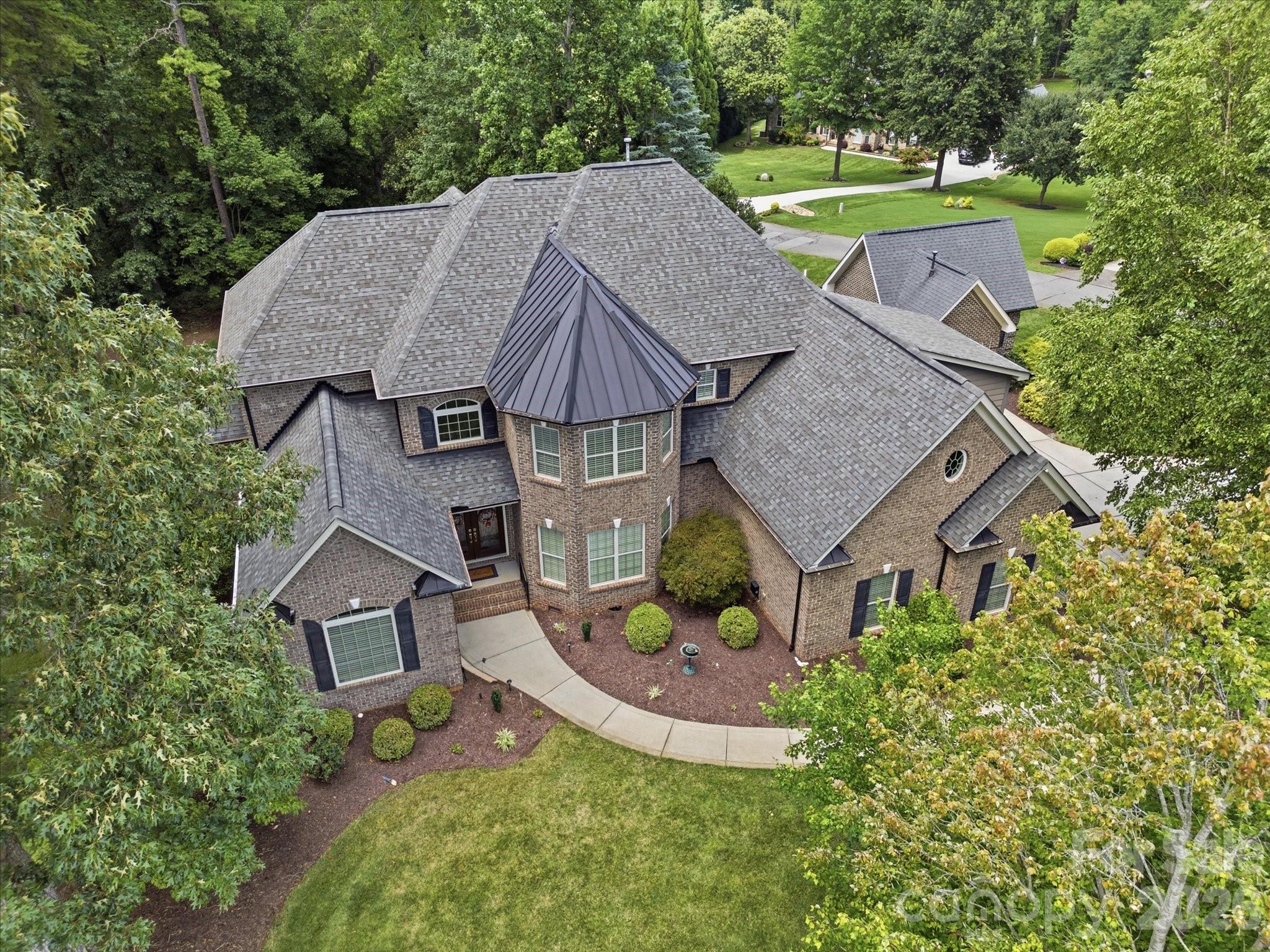 1023 Madras Court — Davidson