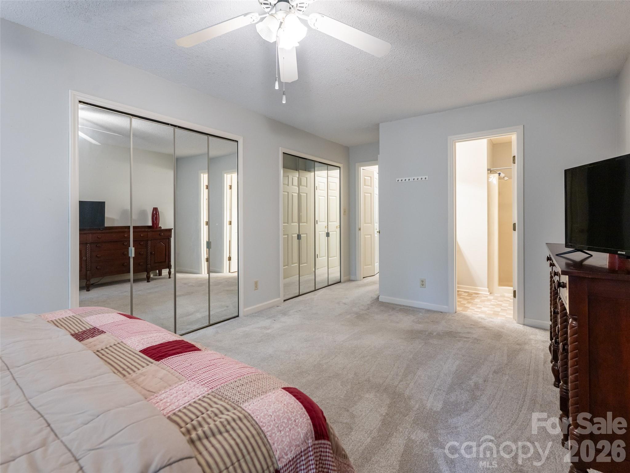 1406 Abbey Circle — Asheville