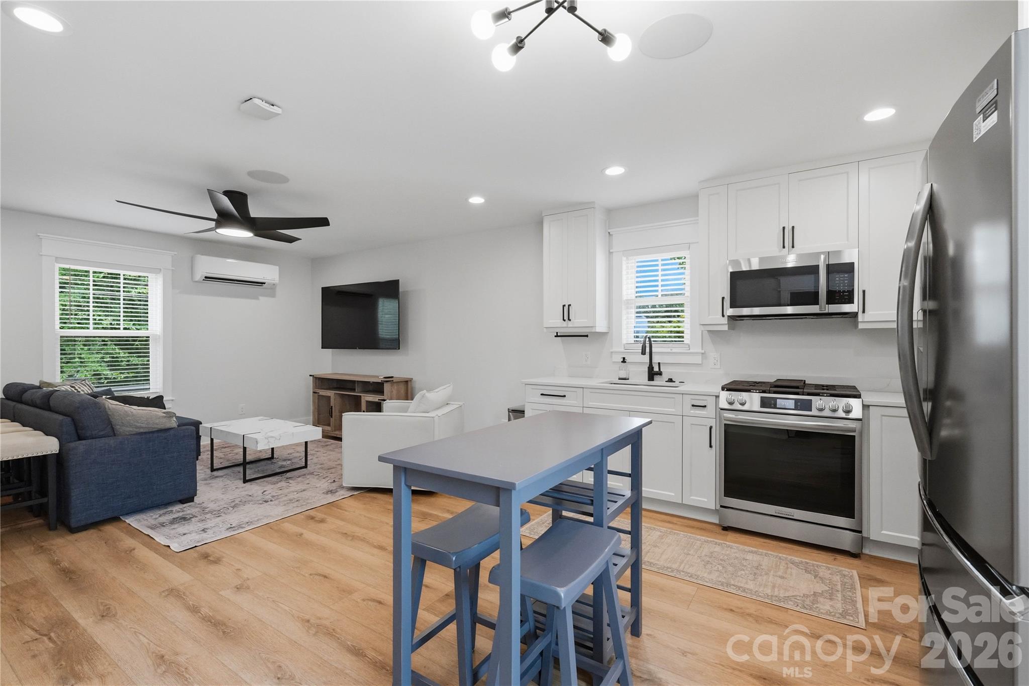 921 Woodside Avenue — Charlotte