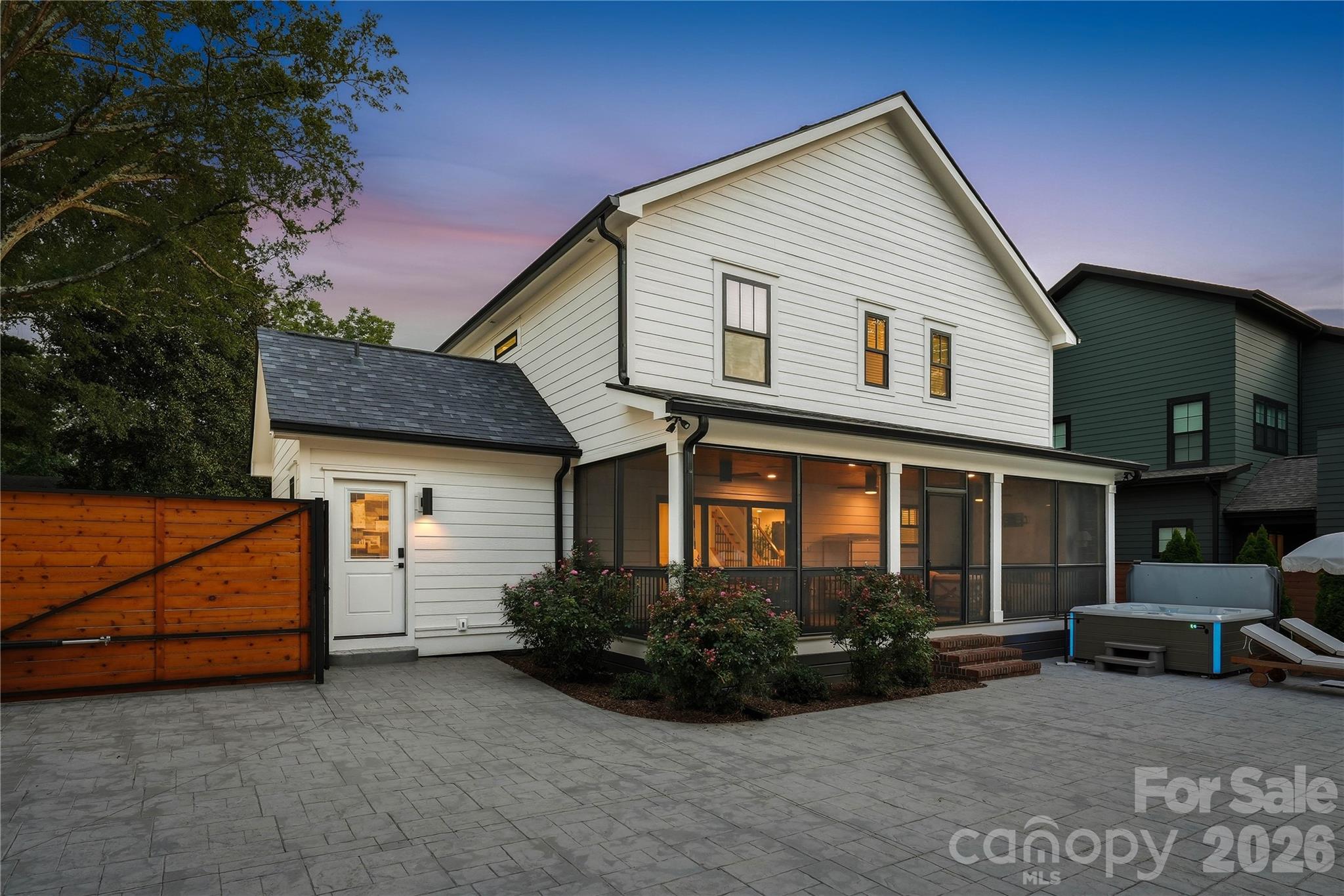 921 Woodside Avenue — Charlotte