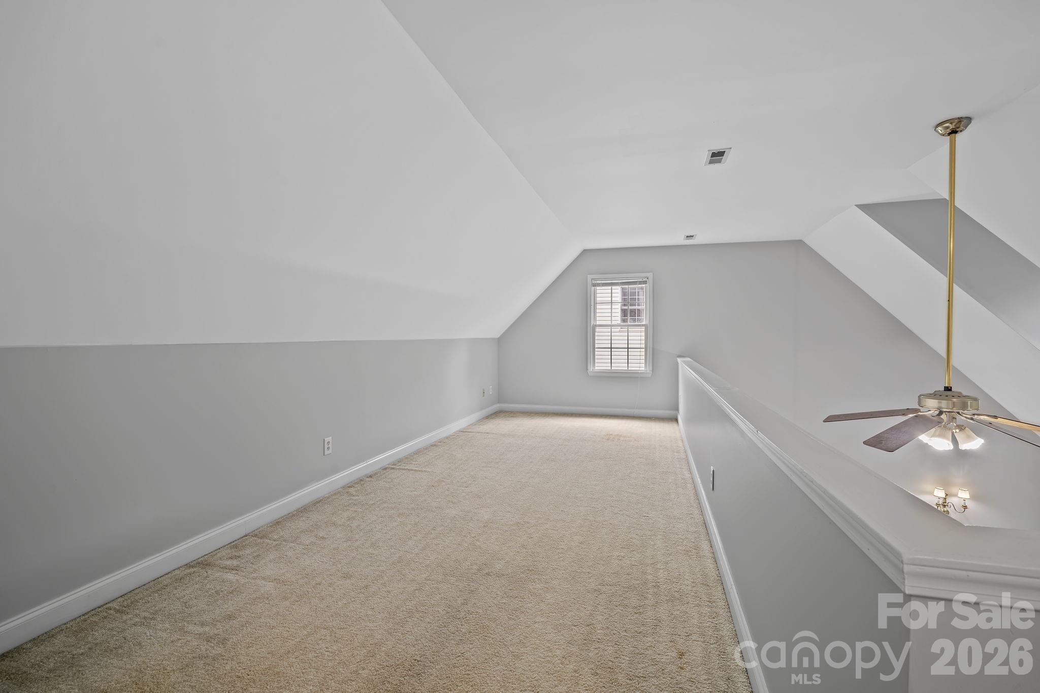 30 Collenwood Road — Arden