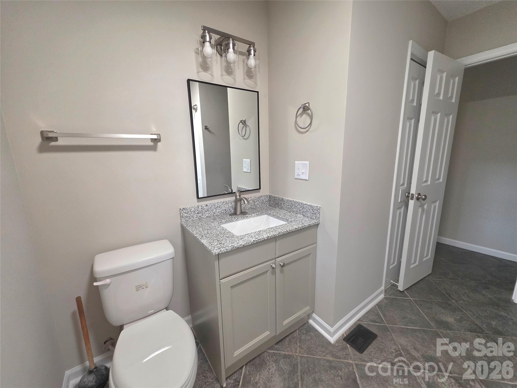 733 Crestwood Avenue — Gastonia