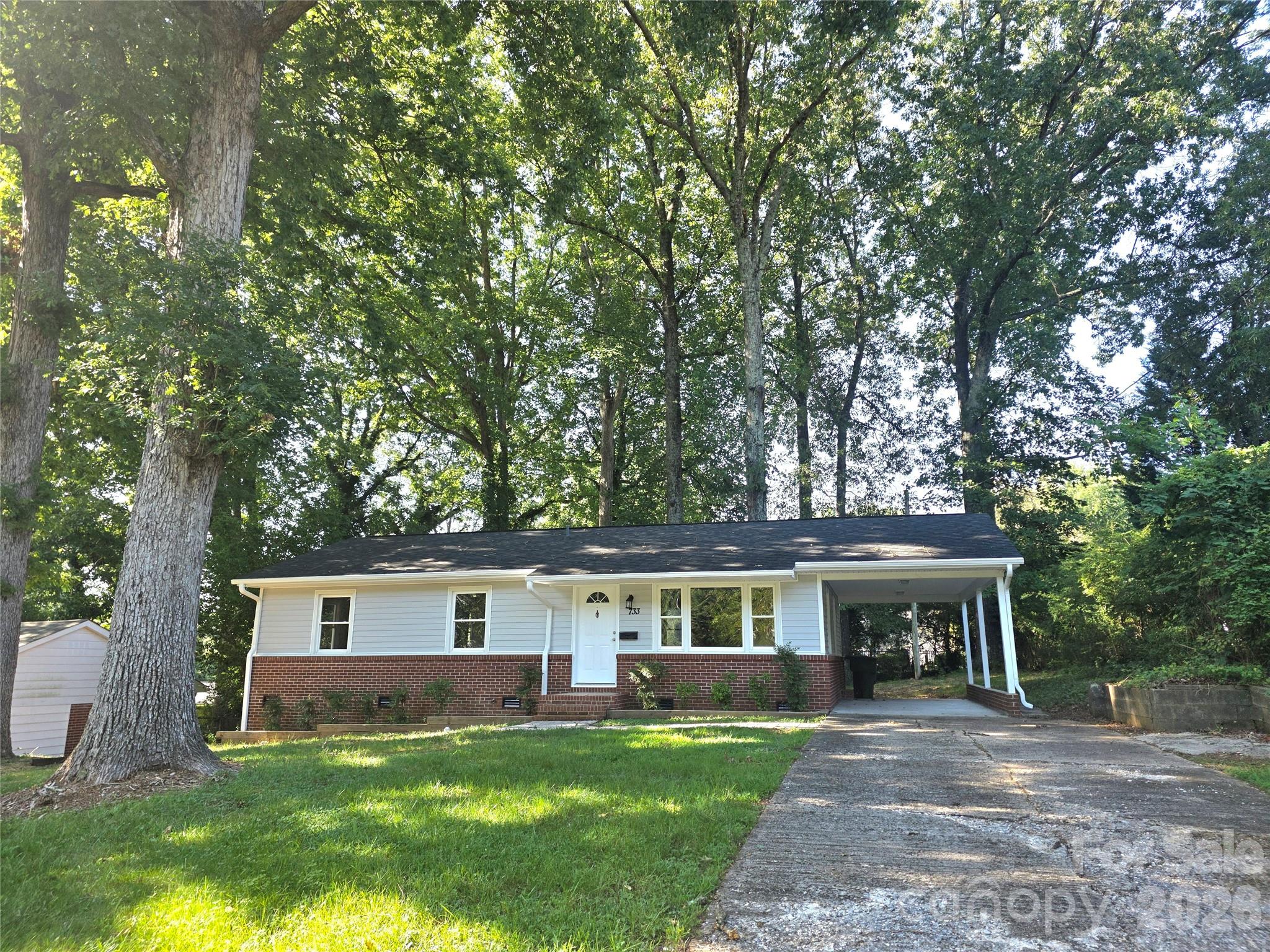 733 Crestwood Avenue — Gastonia