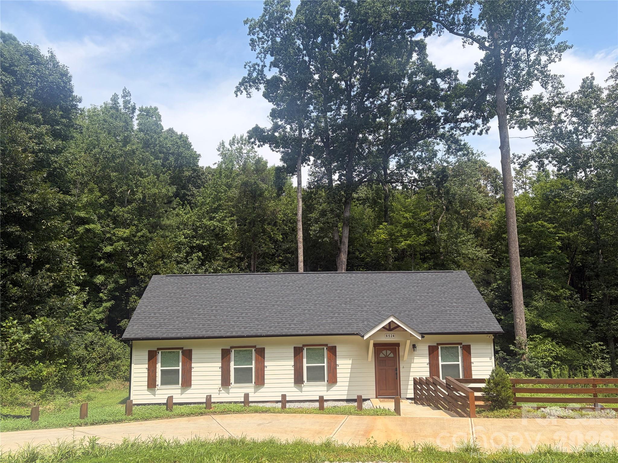 6524 Mintbrook Drive — Mint Hill