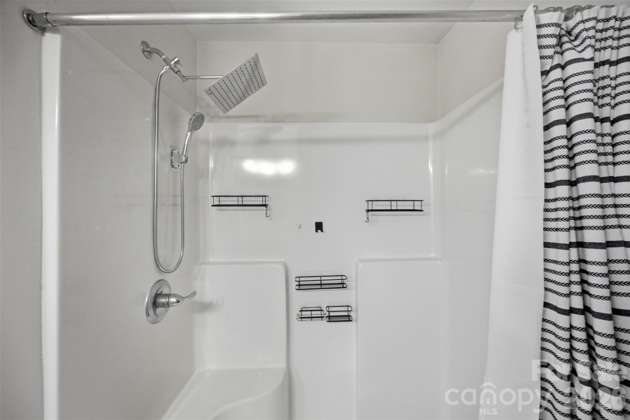 1382 W Rebound Road — Lancaster
