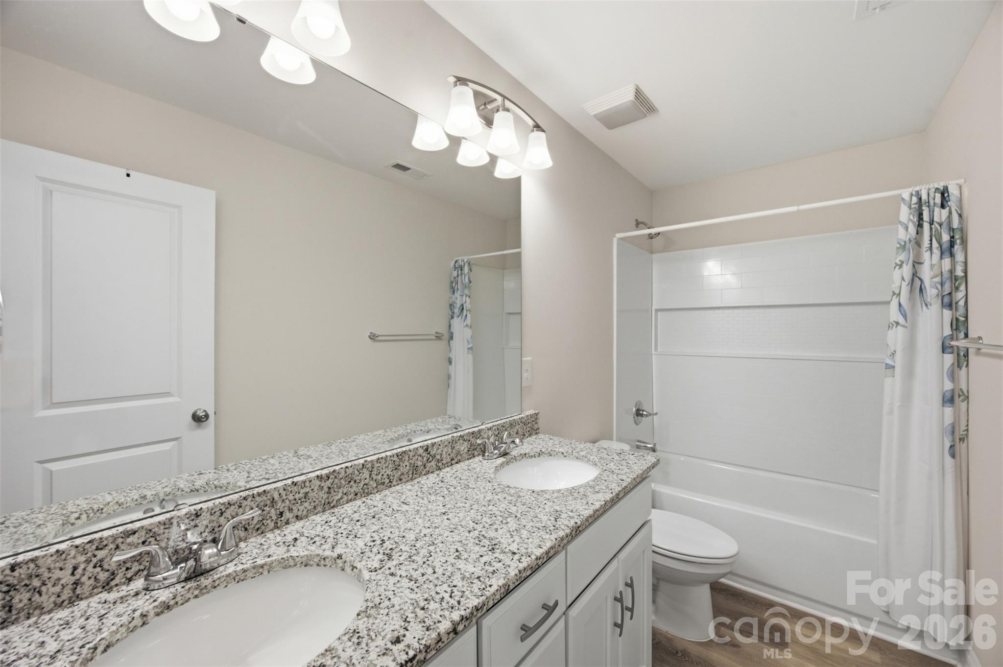 1382 W Rebound Road — Lancaster