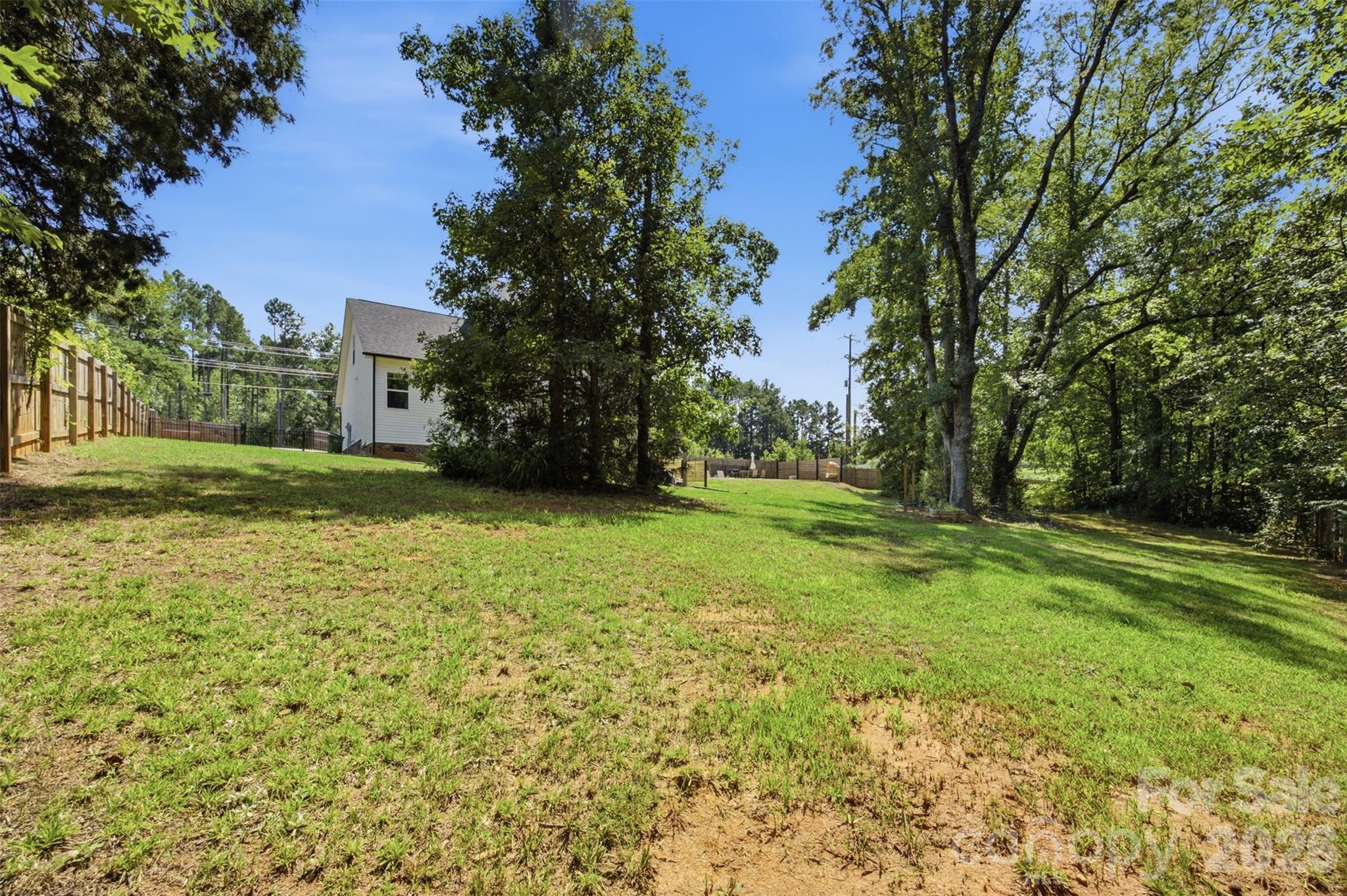 1382 W Rebound Road — Lancaster