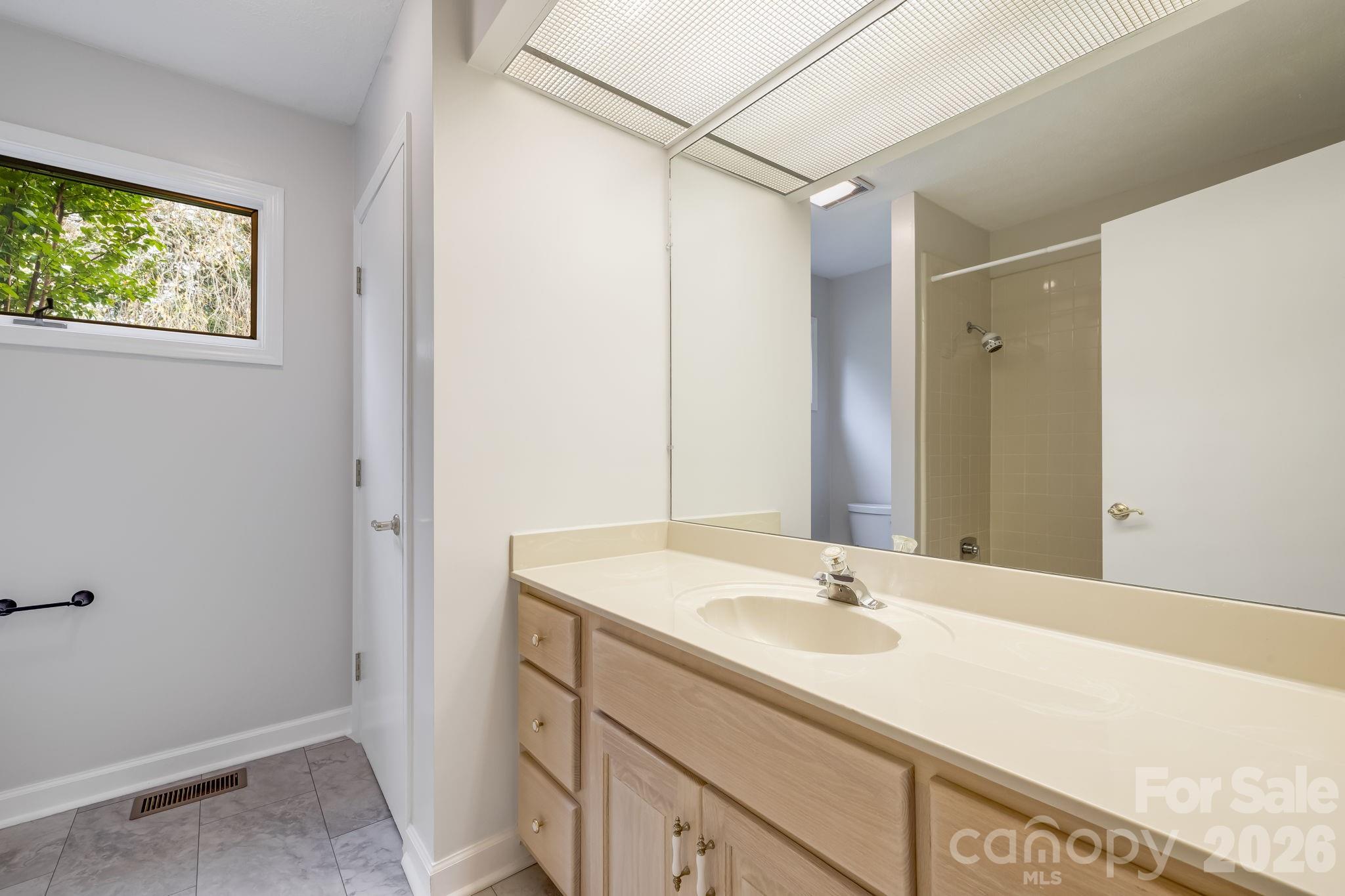 15 Moland Drive #A — Etowah