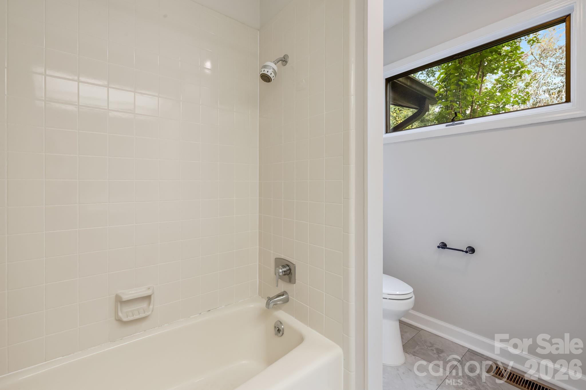 15 Moland Drive #A — Etowah