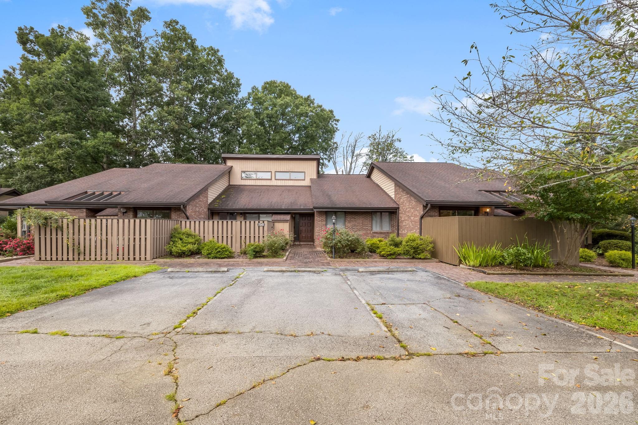 15 Moland Drive #A — Etowah