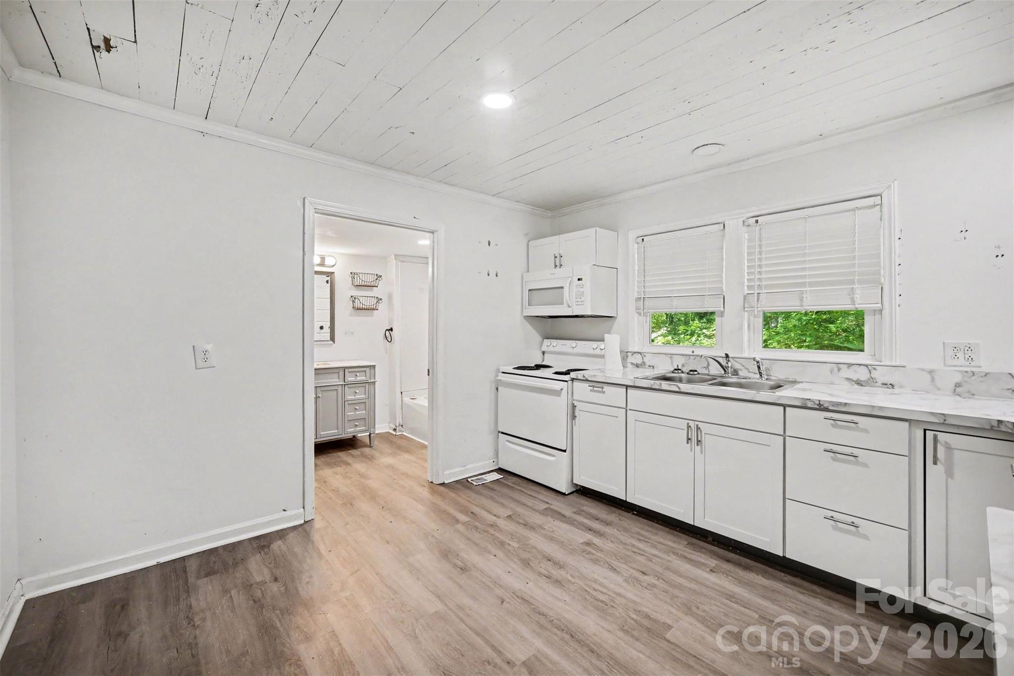 3069 Chinook Trail — Lincolnton