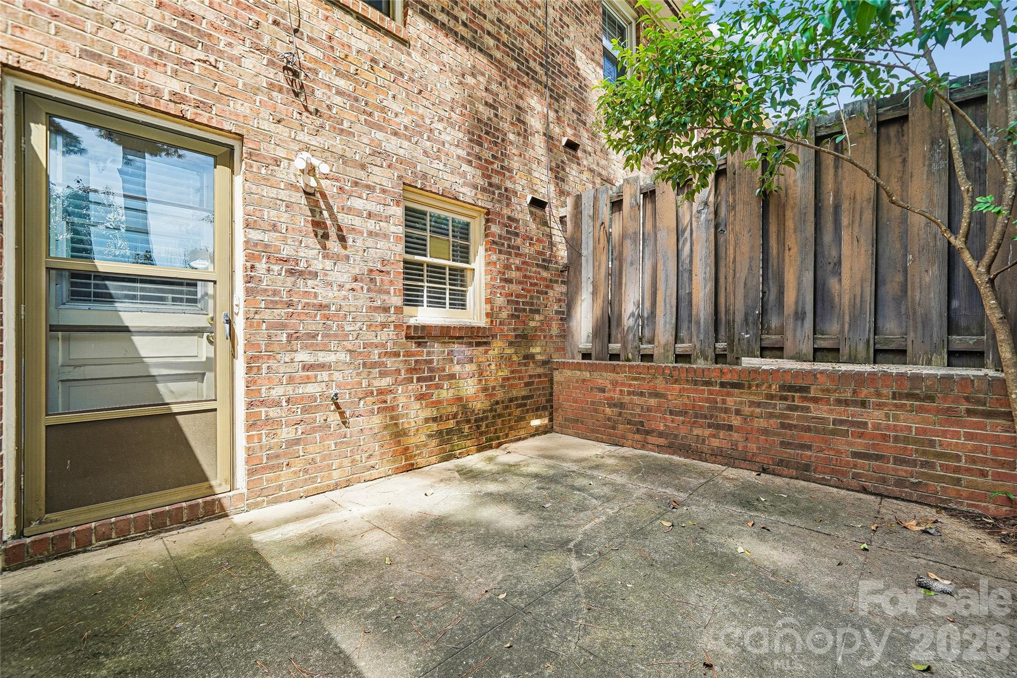 6436 Old Pineville Road — Charlotte