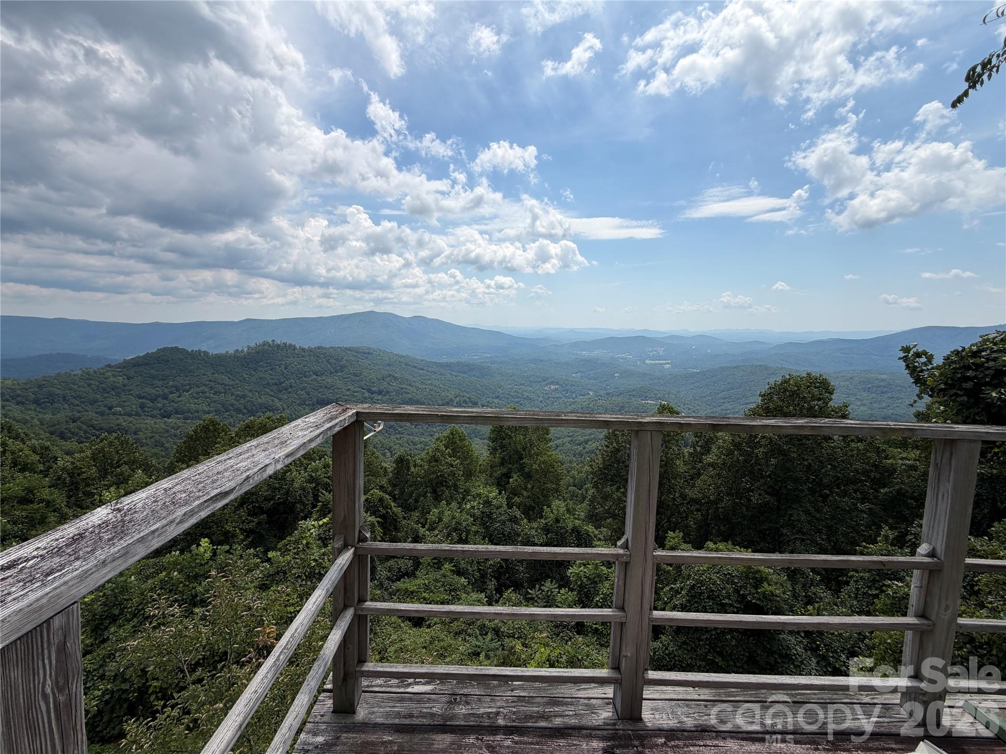 484 Alpine Drive #15 — Little Switzerland
