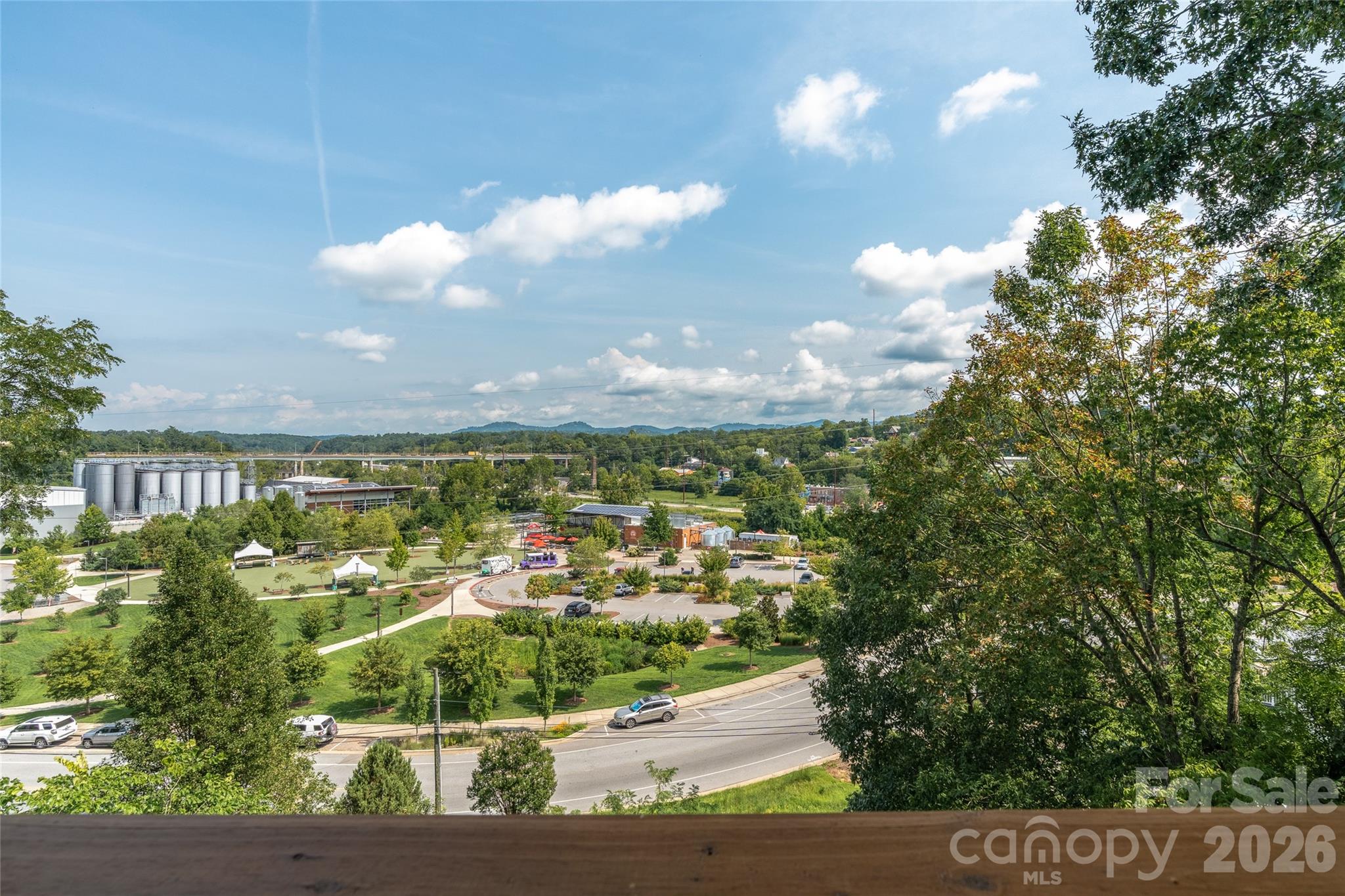 45 Logan Circle — Asheville