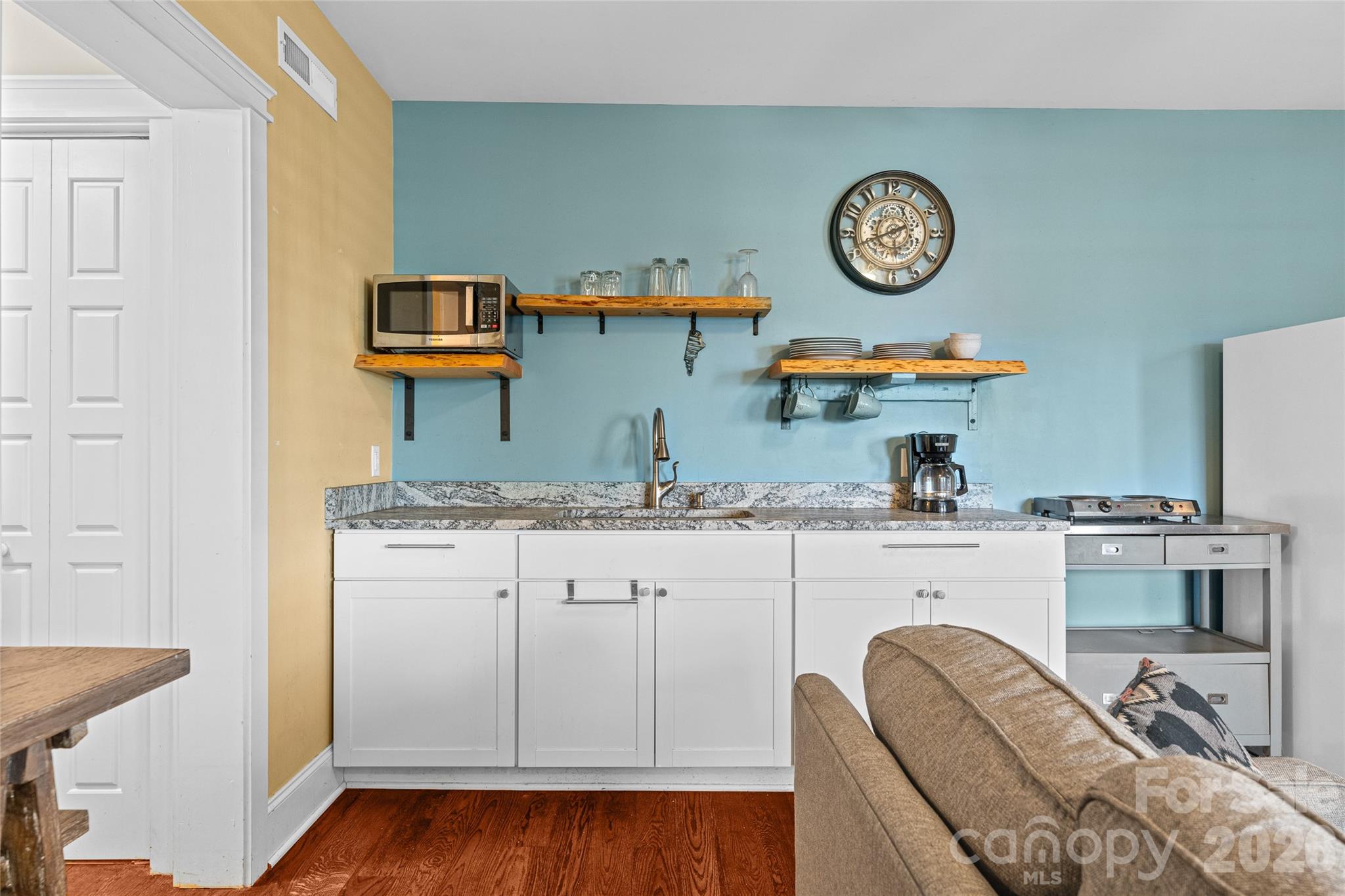 45 Logan Circle — Asheville